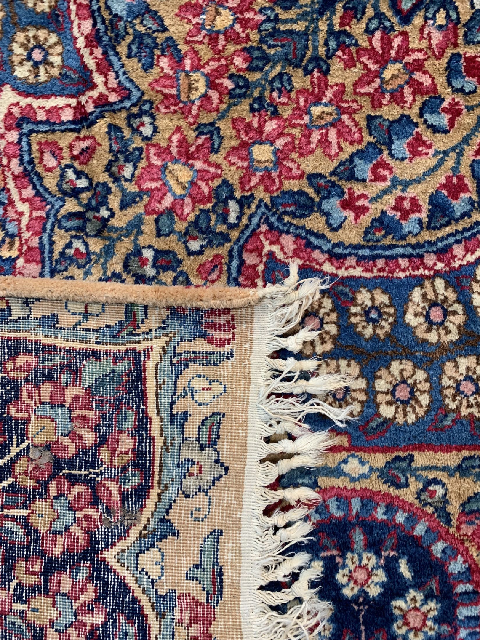 Detail d: Kerman alt, Persien, um 1950, Wolle auf Baumwolle, ca. 395 x 300 cm, EHZ: 3