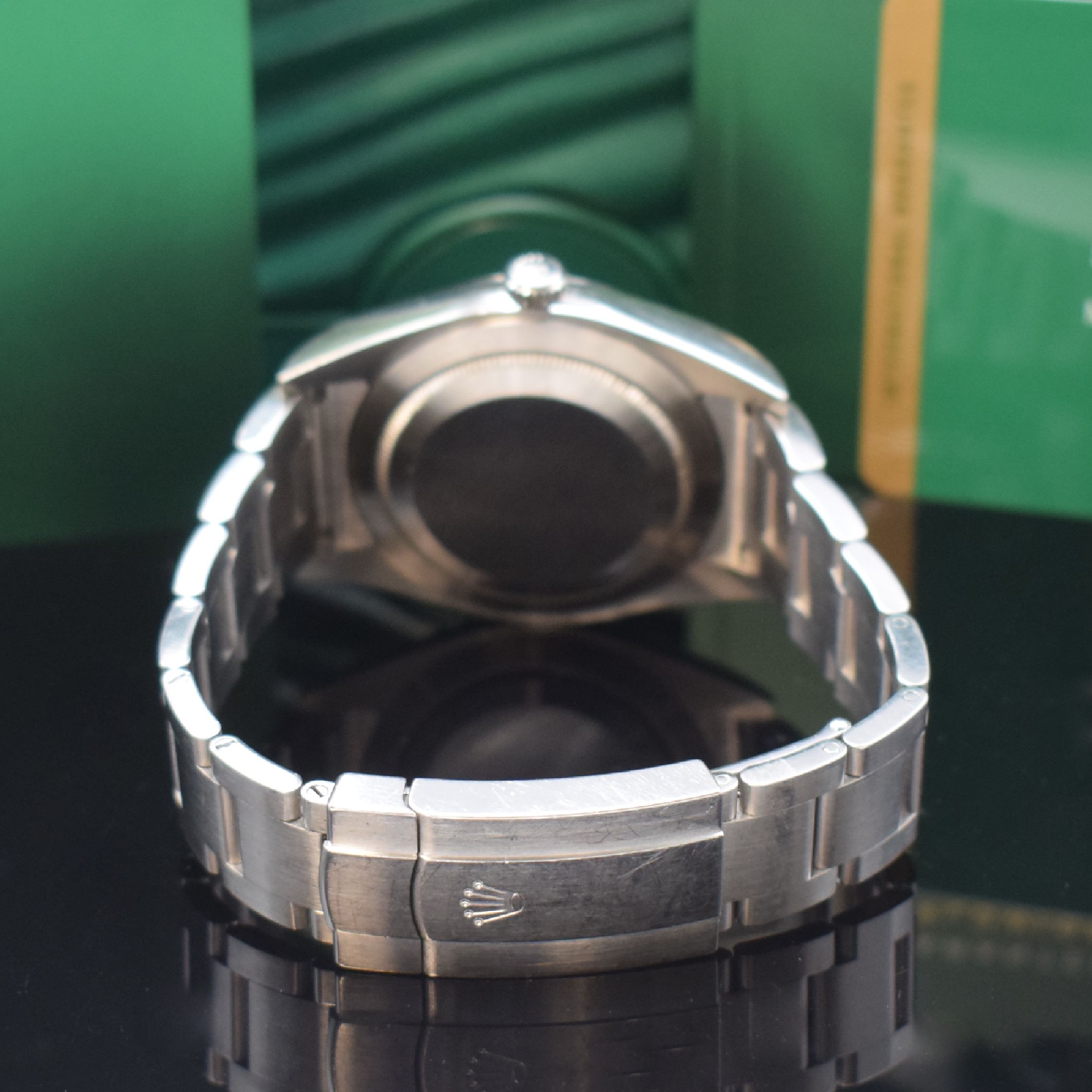Detail b: ROLEX Oyster Perpetual 39 Herrenarmbanduhr mit original Box und Papieren Referenz 114300, Automatik, verk. lt. beil. Gar.-Karte 06/2017, verschr. ...