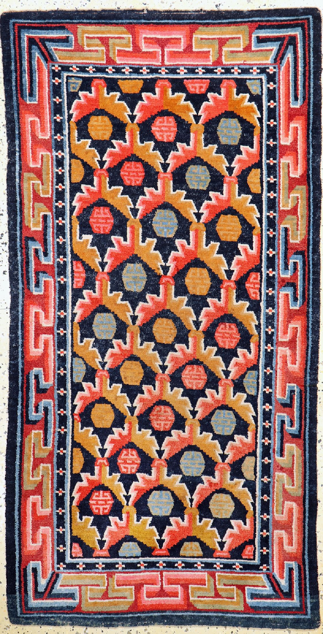 Khaden alt, Tibet, um 1920/1930, Wolle auf Baumwolle, ca. 160 x 82 cm, EHZ: 2