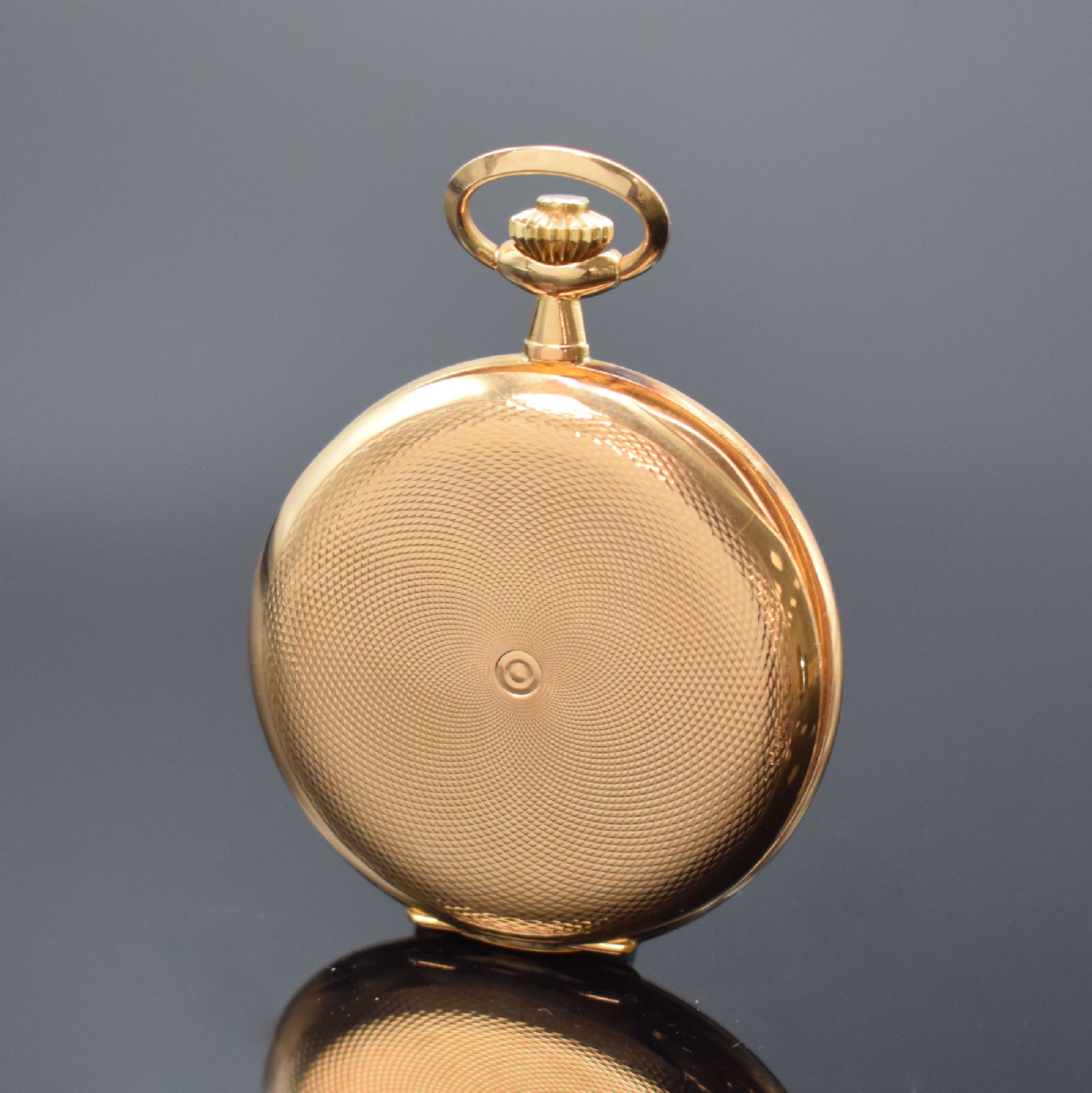 Detail c: SERAPH WATCH Co. gut erhaltene Savonette in RoseG 585/000, Schweiz um 1915, 3-Deckel Goldgeh., silb. guill. Zifferbl. m. arab. Zahlen, gebl. ...