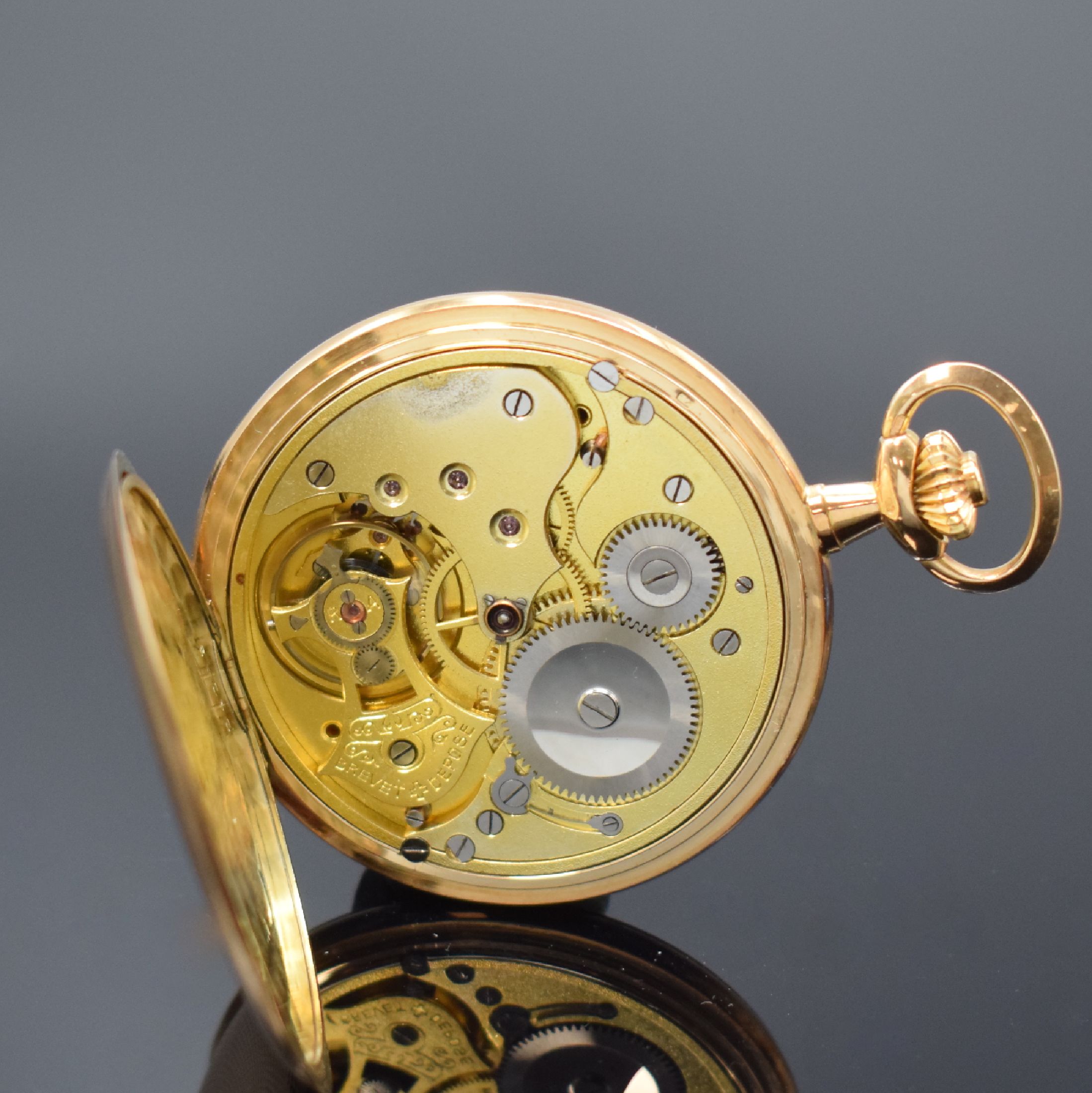 Detail g: SERAPH WATCH Co. gut erhaltene Savonette in RoseG 585/000, Schweiz um 1915, 3-Deckel Goldgeh., silb. guill. Zifferbl. m. arab. Zahlen, gebl. ...