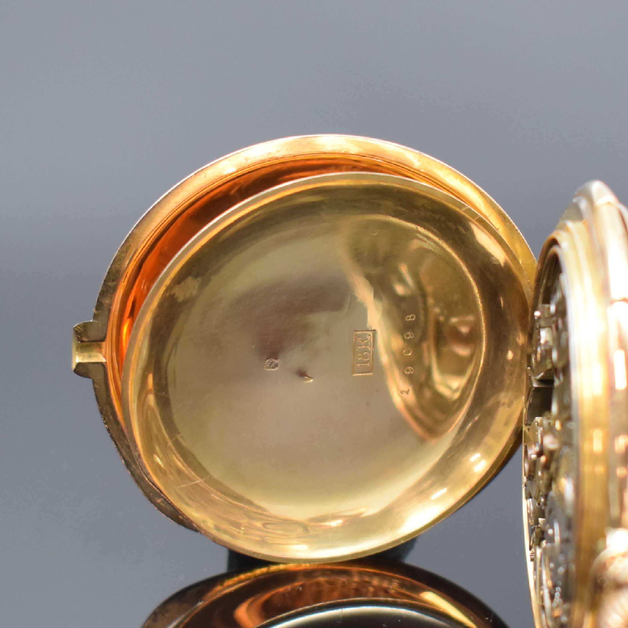 Detail f: LeCoultre & Co. Savonette in RoseG 750/000 mit 1/4-Stunden-Repetition, Schweiz um 1900, 3-Deckel Goldgeh. m. a-goutte Schlüssen, Sprungdeckel m. ...