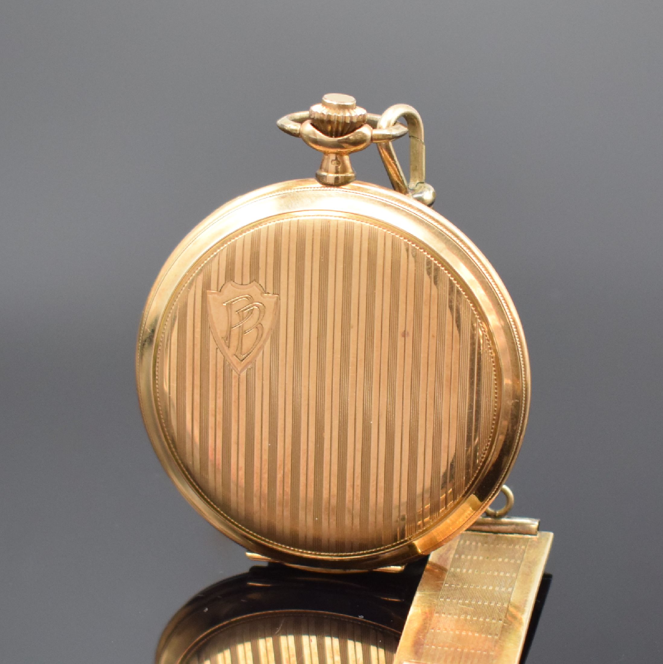 Detail b: Savonette in RoseG 585/000 mit vergoldetem Chatelaine, Schweiz um 1925, 2-Deckel Goldgeh., beide Schalen m. Streifendekor, Sprungdeckel m. Monogramm, ...