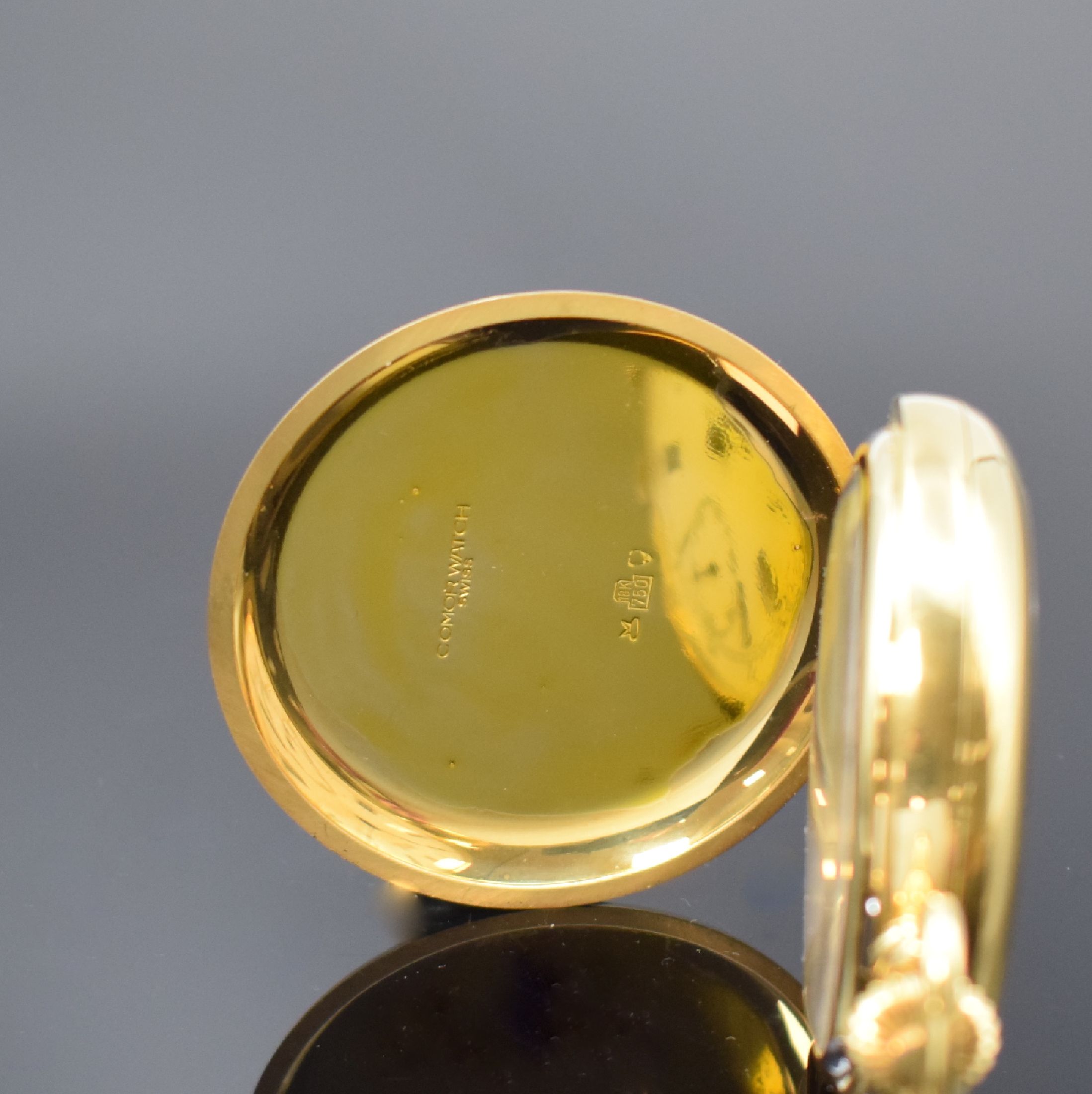 Detail a: COMOR La Chaux-de-Fonds schwere Savonette in GG 750/000, Schweiz, Werk um 1900, Gehäuse um 1990, 2-Deckel Goldgeh., Emailzifferbl. m. röm. Zahlen, ...
