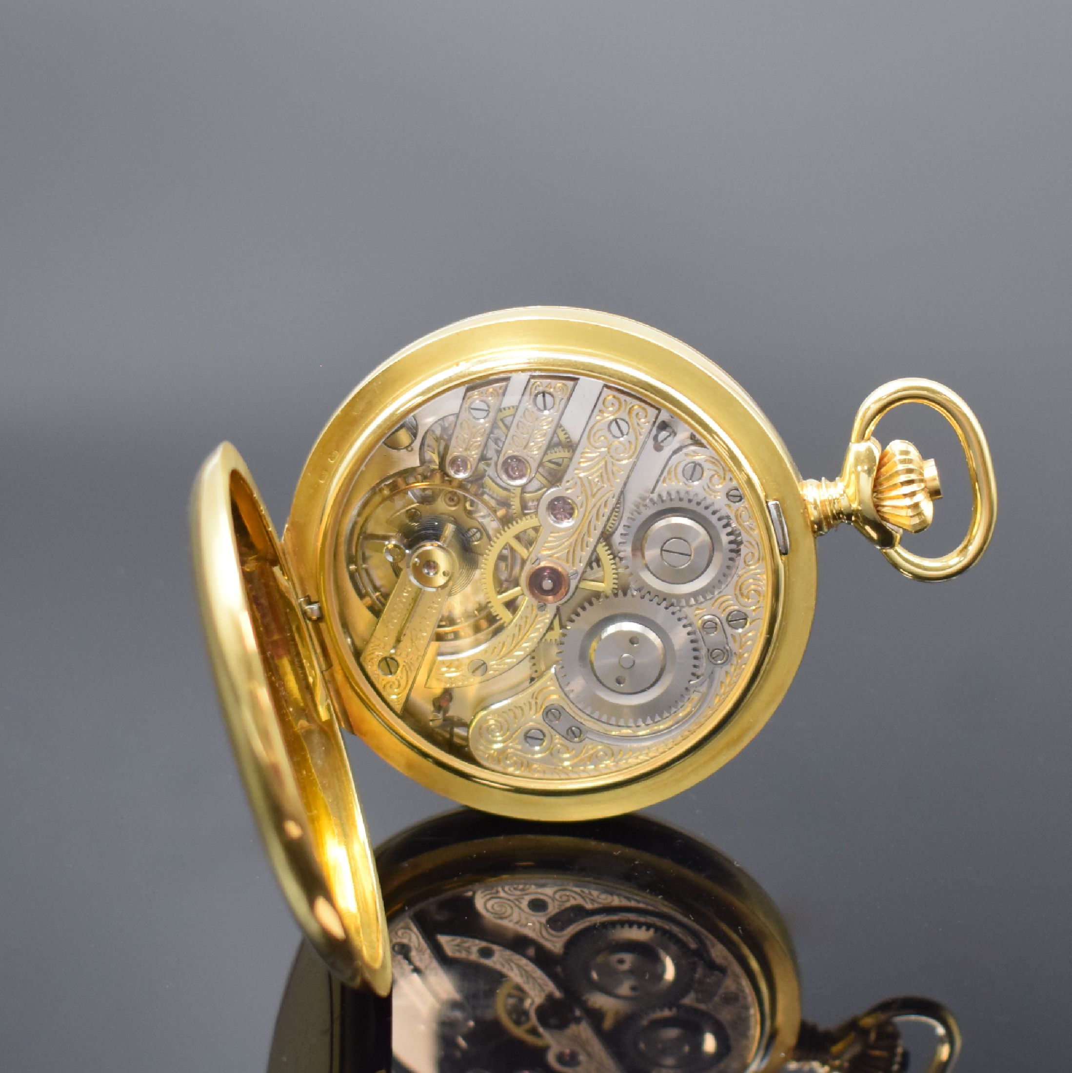 Detail d: COMOR La Chaux-de-Fonds schwere Savonette in GG 750/000, Schweiz, Werk um 1900, Gehäuse um 1990, 2-Deckel Goldgeh., Emailzifferbl. m. röm. Zahlen, ...