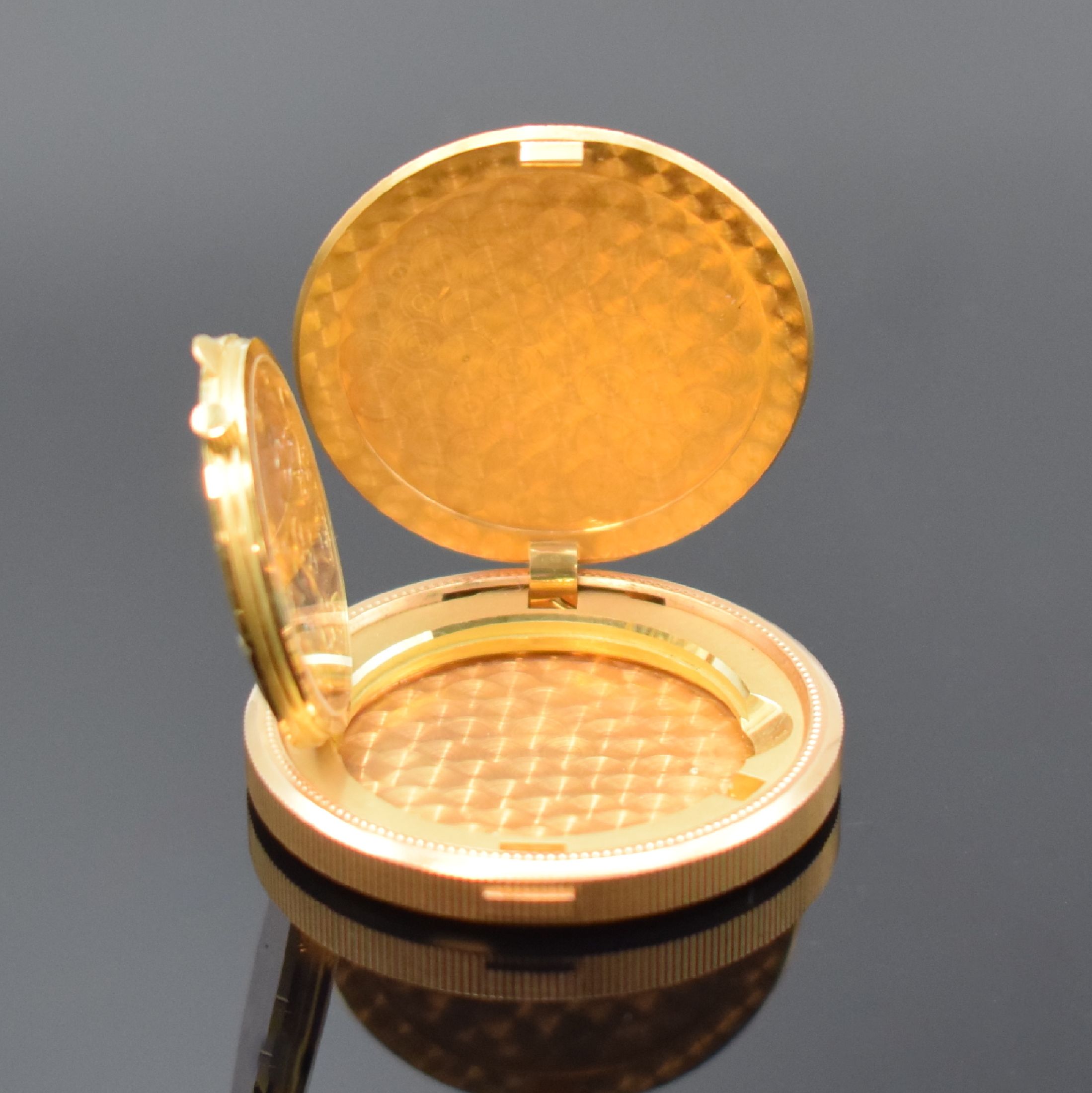 Detail c: Frackuhr in 20 US-DOLLAR Goldmünze, Schweiz um 1985, Handaufzug, Sprungdeckel öffnet durch versteckten Drücker außen bei 3, feines ausklappbares ...