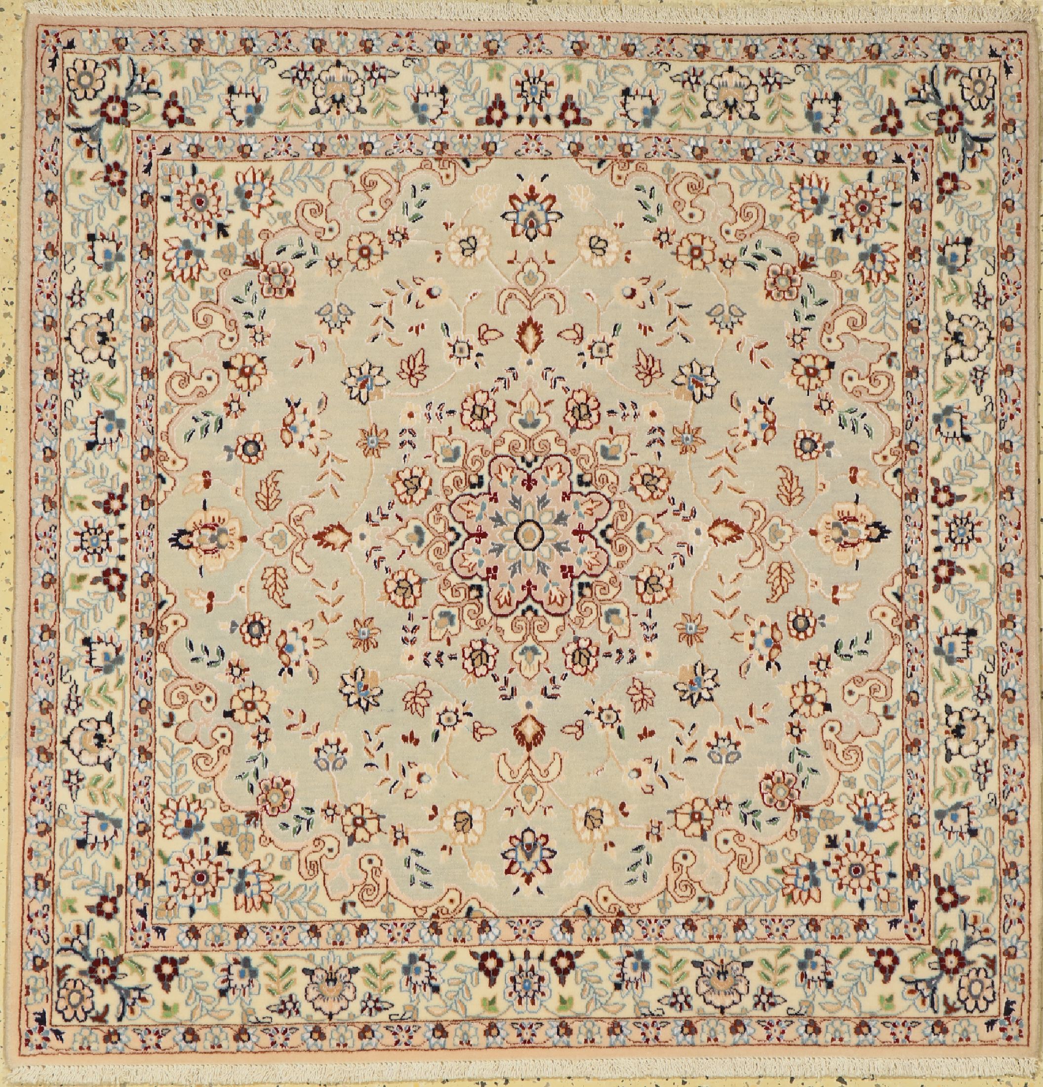 Nain fein(6 La), Persien, ca. 30 Jahre, Korkwolle mit Seide, ca. 107 x 105 cm, EHZ: 1-2