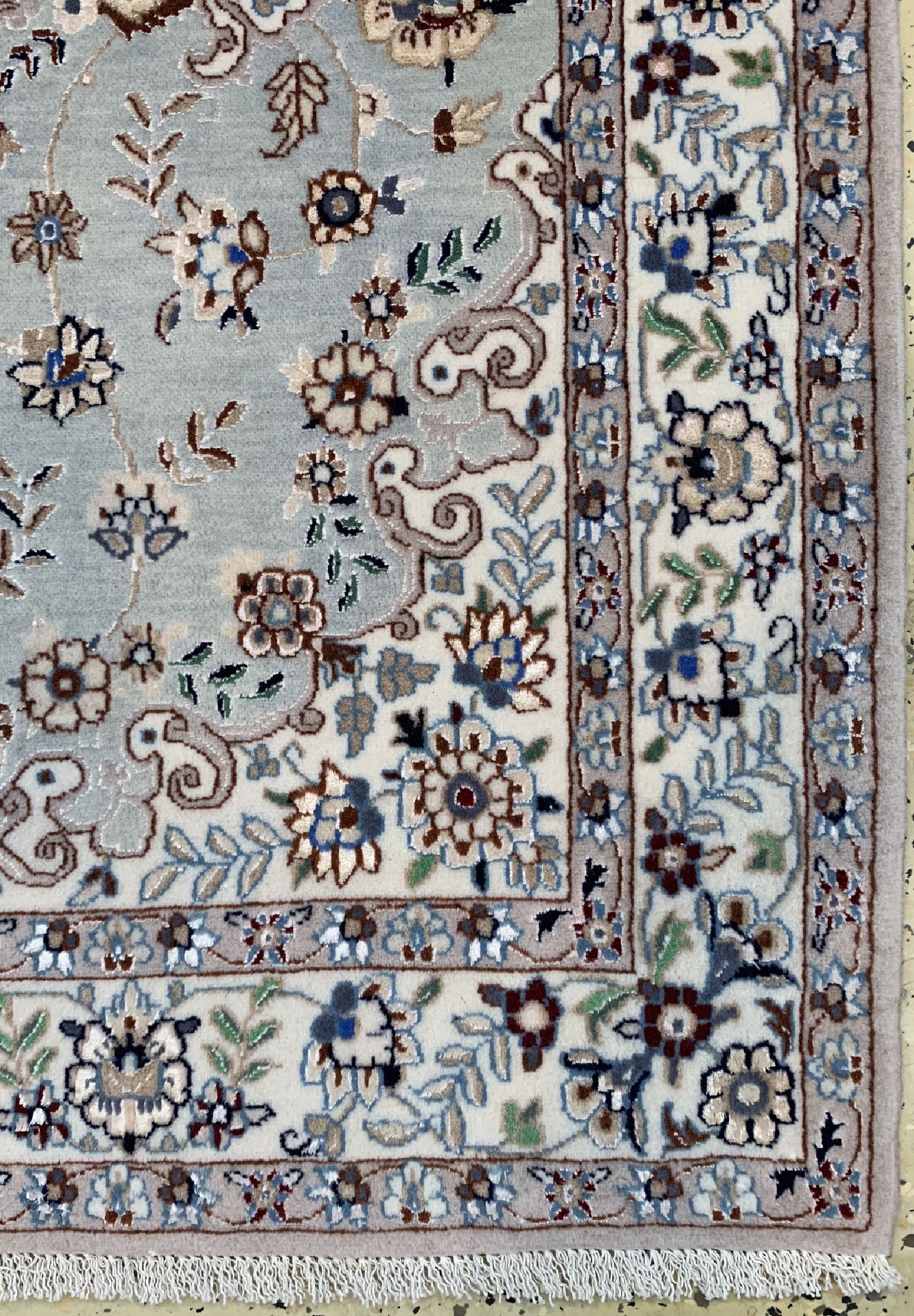 Detail a: Nain fein(6 La), Persien, ca. 30 Jahre, Korkwolle mit Seide, ca. 107 x 105 cm, EHZ: 1-2