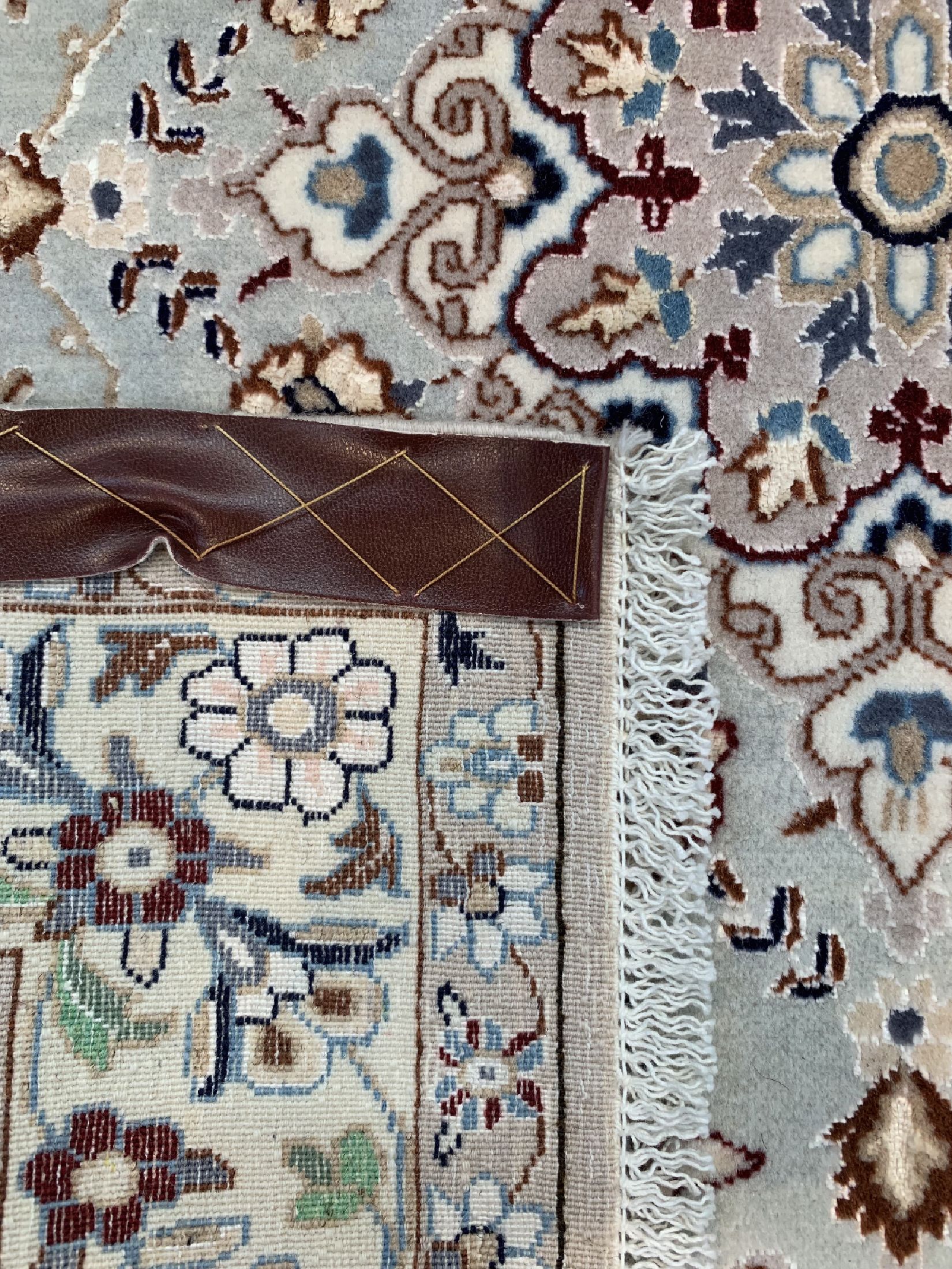 Detail d: Nain fein(6 La), Persien, ca. 30 Jahre, Korkwolle mit Seide, ca. 107 x 105 cm, EHZ: 1-2