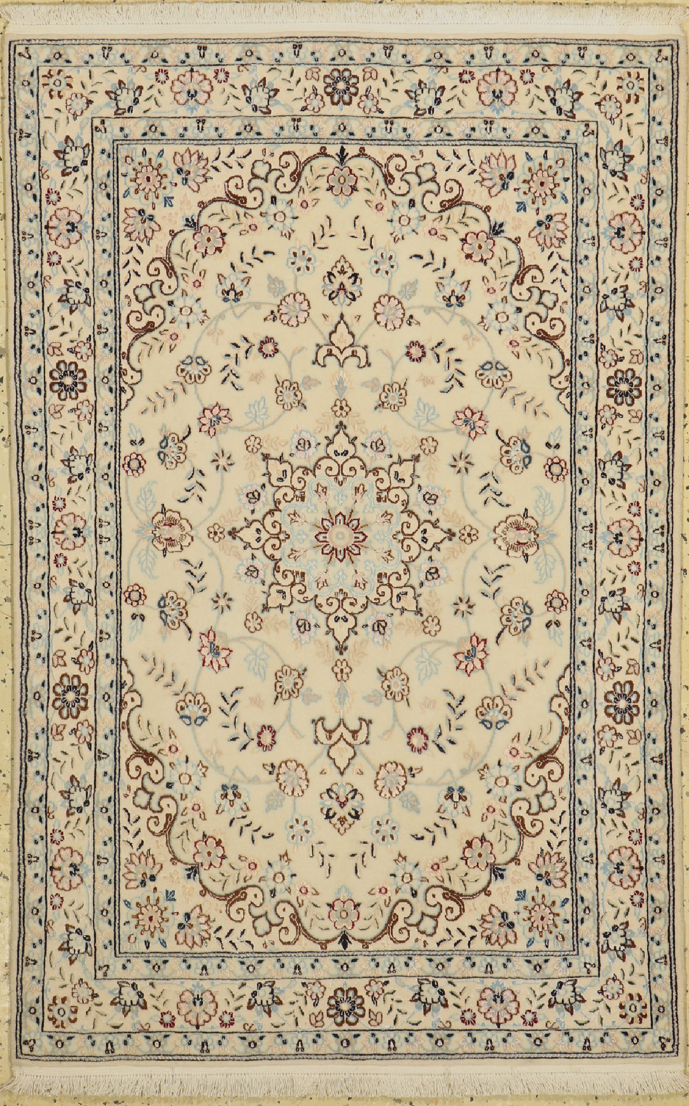 Nain fein(6 La), Persien, ca. 30 Jahre, Korkwolle mit Seide, ca. 123 x 81 cm, EHZ: 1-2