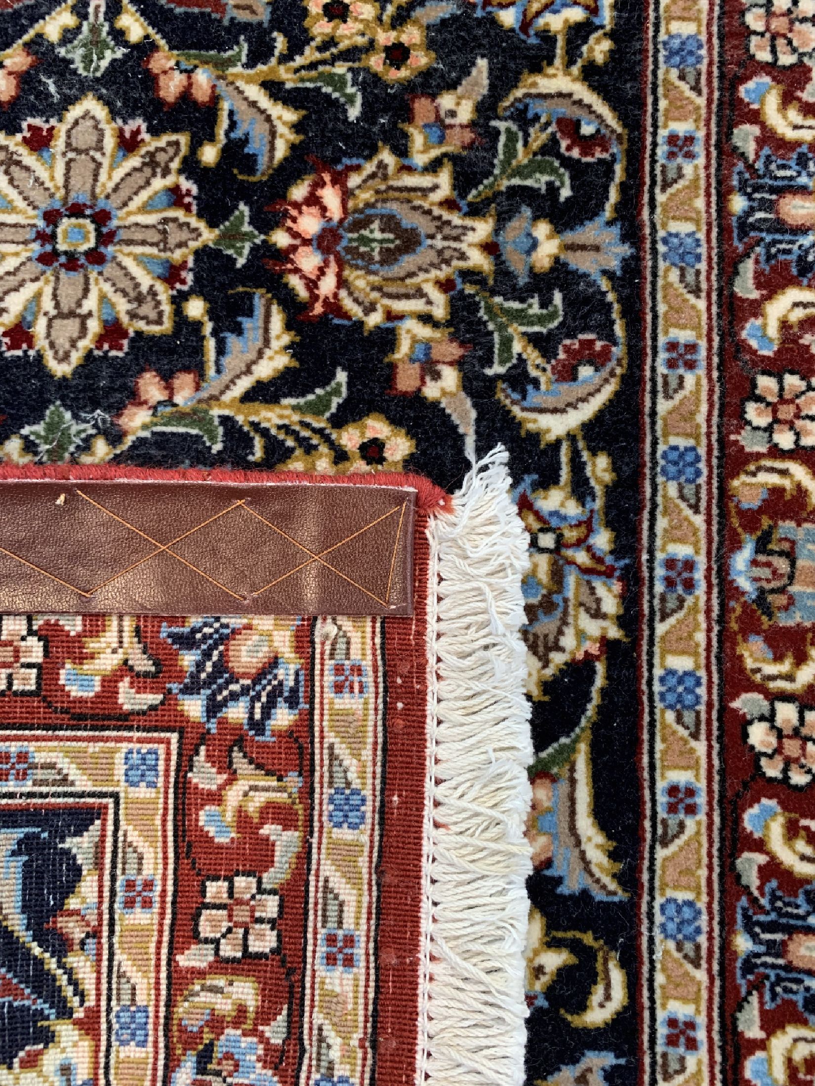 Detail f: 2 Lots Ghom Kork, Persien, ca. 40 Jahre, Korkwolle auf Baumwolle, ca. 198 x 68 cm, EHZ: 2(Mottenfraß am Rand), ca. 150 x 52 cm, EHZ: 1-2.