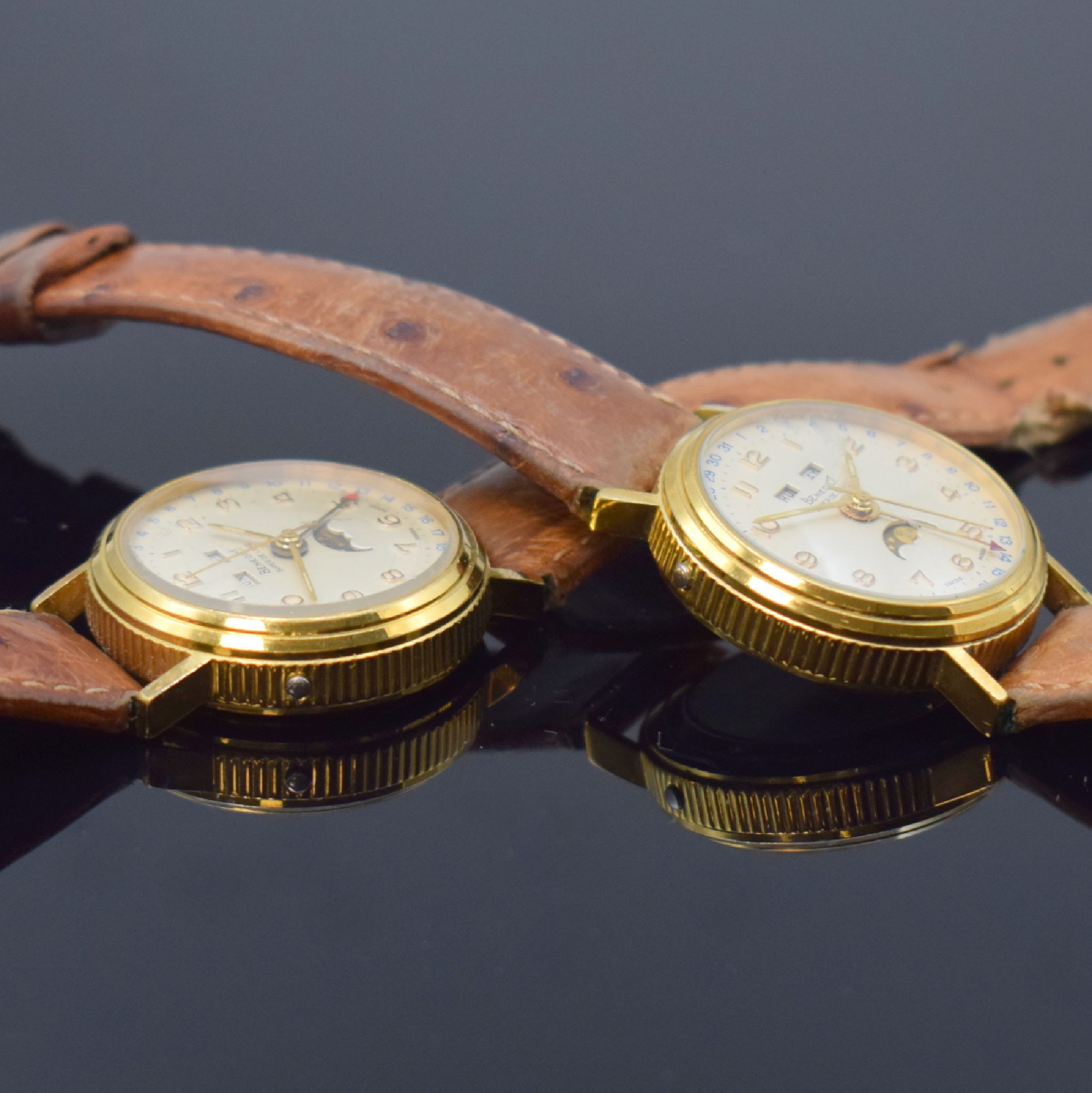 Detail b: BENEDICT Super De Luxe 2 Herrenarmbanduhren mit Vollkalender inklusive Mondphase, Schweiz um 1990, Handaufzug, verg. Geh., Münzränder, beids. ...