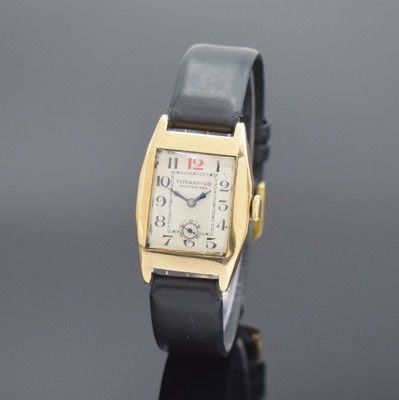 Armbanduhr in RG 375/000, Schweiz/England 1930er Jahre, Handaufzug, Boden m. Scharniergeh., silb. restauriertes Zifferblatt m. späterem Druck, arab. ...