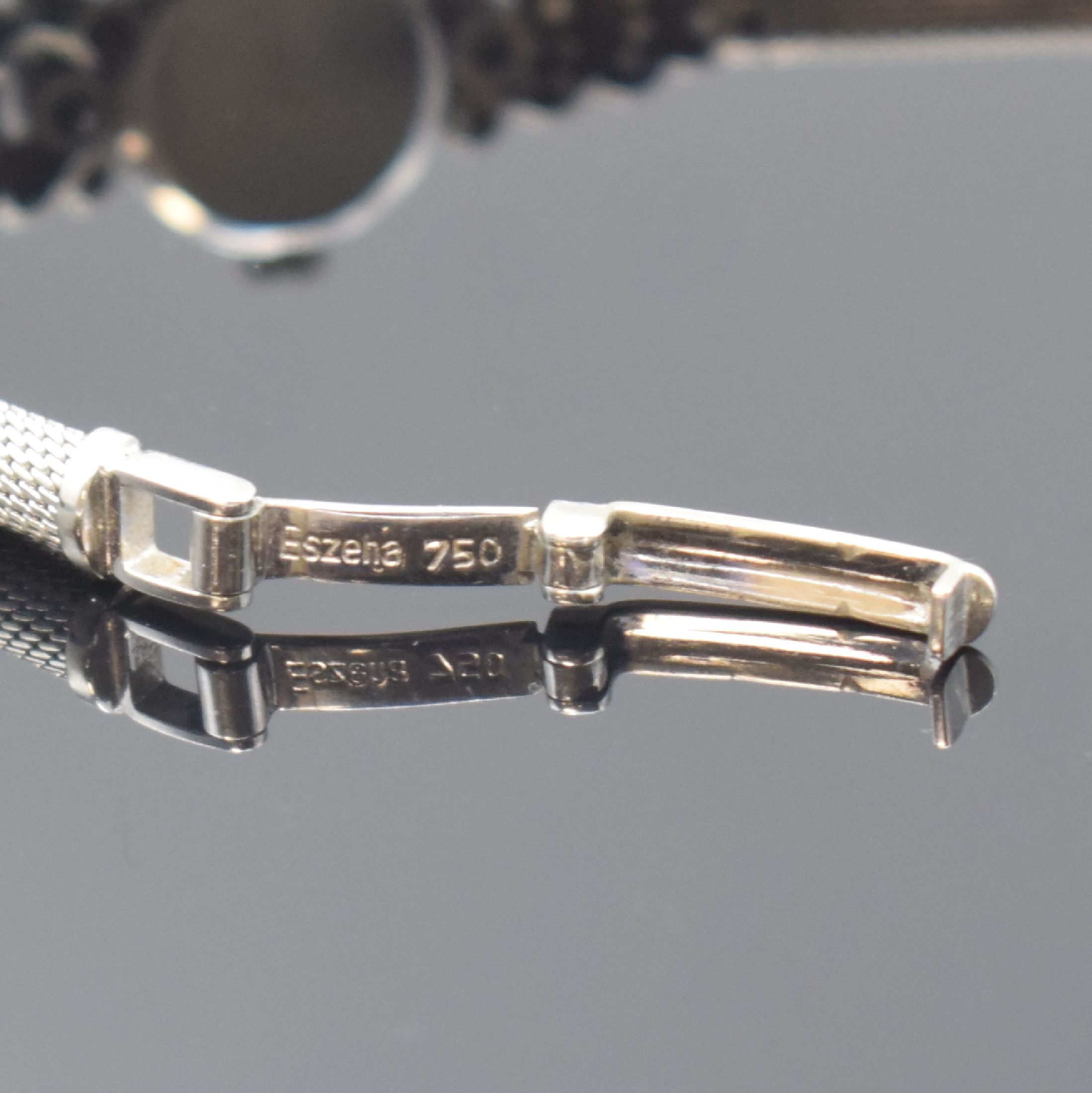 Detail b: Art-Deco Damenarmbanduhr mit Longines Werk und Diamanten in WG 750/000, Schweiz um 1960, Handaufzug, Geh. u. Band bezeichnet Eszeha, Boden aufgedr., ...