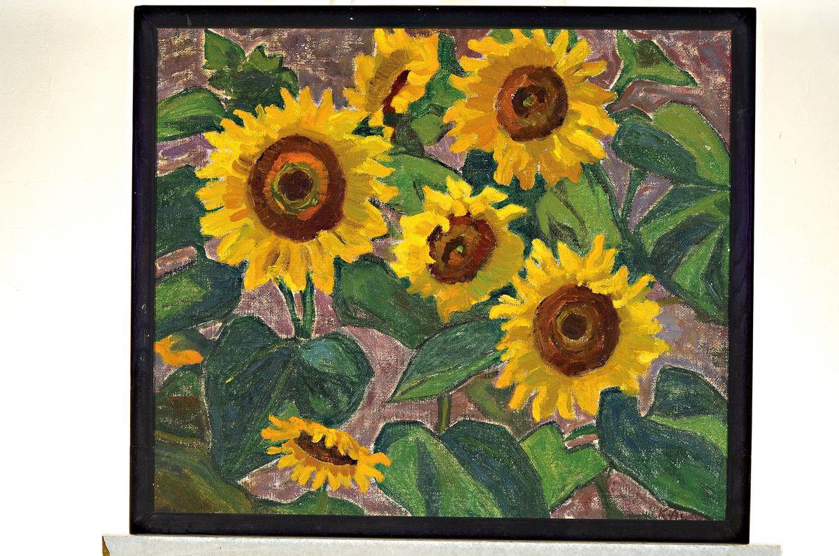 Detail n: Kasar Asisoff, 1884-1958, 3 Ölgemälde, "Sommerhuse", 1945, 73x86 cm; Herbstlandschaft, 1948, 57x72 cm; Sonnenblumen, 61x72 cm; je ...