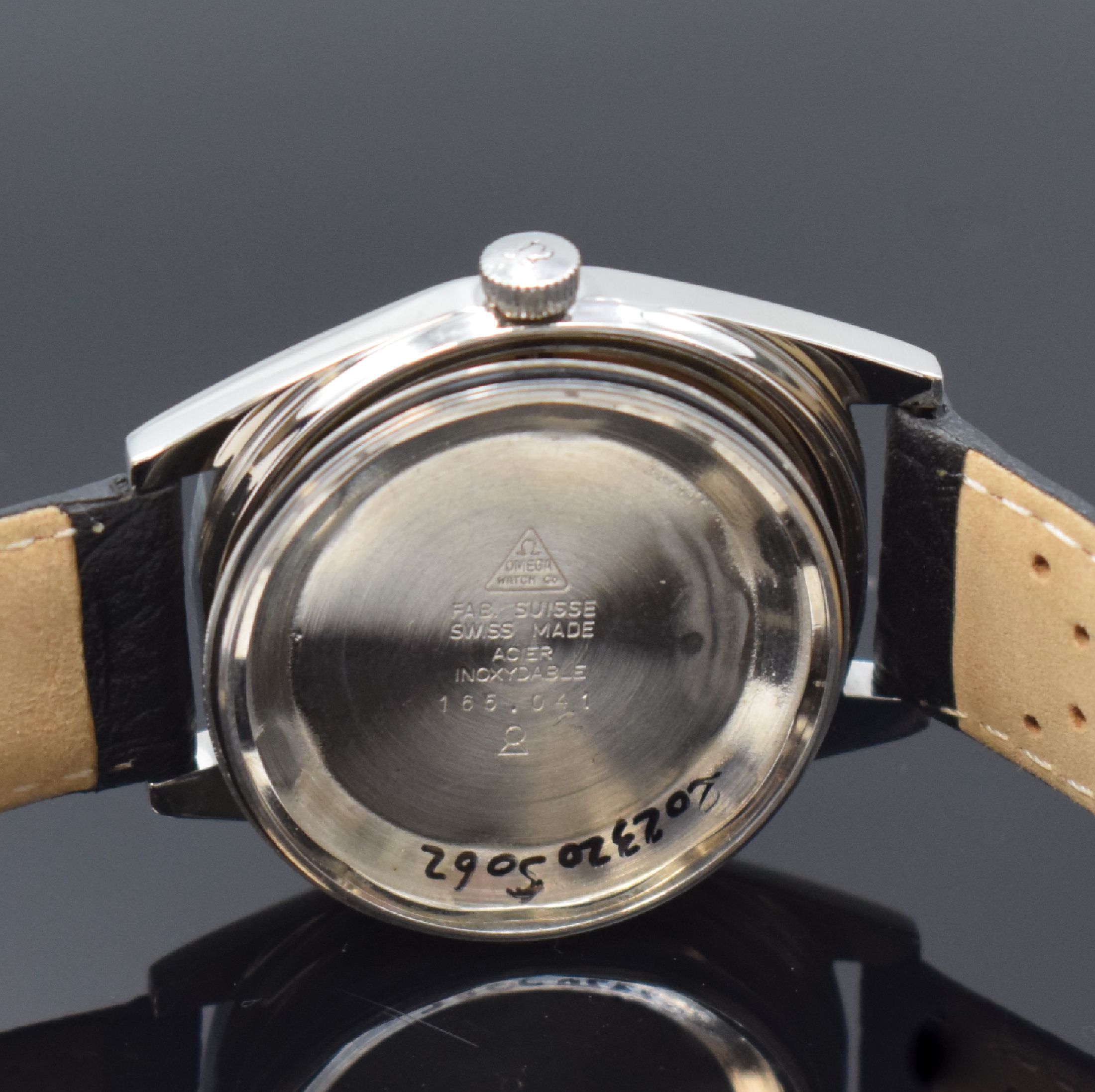 Detail f: OMEGA Herrenarmbanduhr Geneve Referenz 165.041, Automatik, Schweiz um 1969, Edelstahlgeh., Boden verschr., silb. Zifferbl. m. aufgel. Indizes, Anz. ...