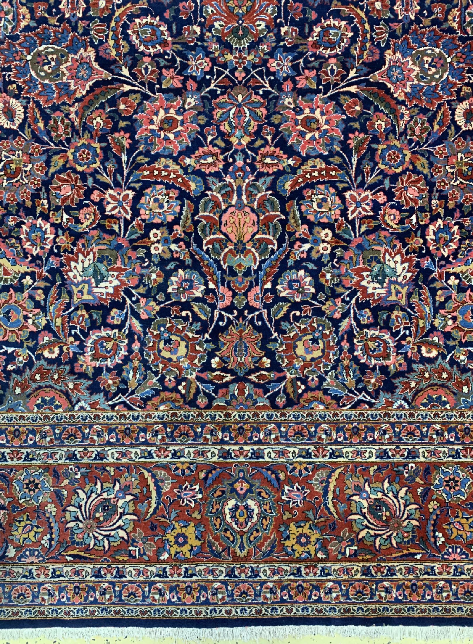 Detail b: Keschan Kork fein, Persien, um 1930, Korkwolle auf Baumwolle, ca. 466 x 320 cm, EHZ: 2