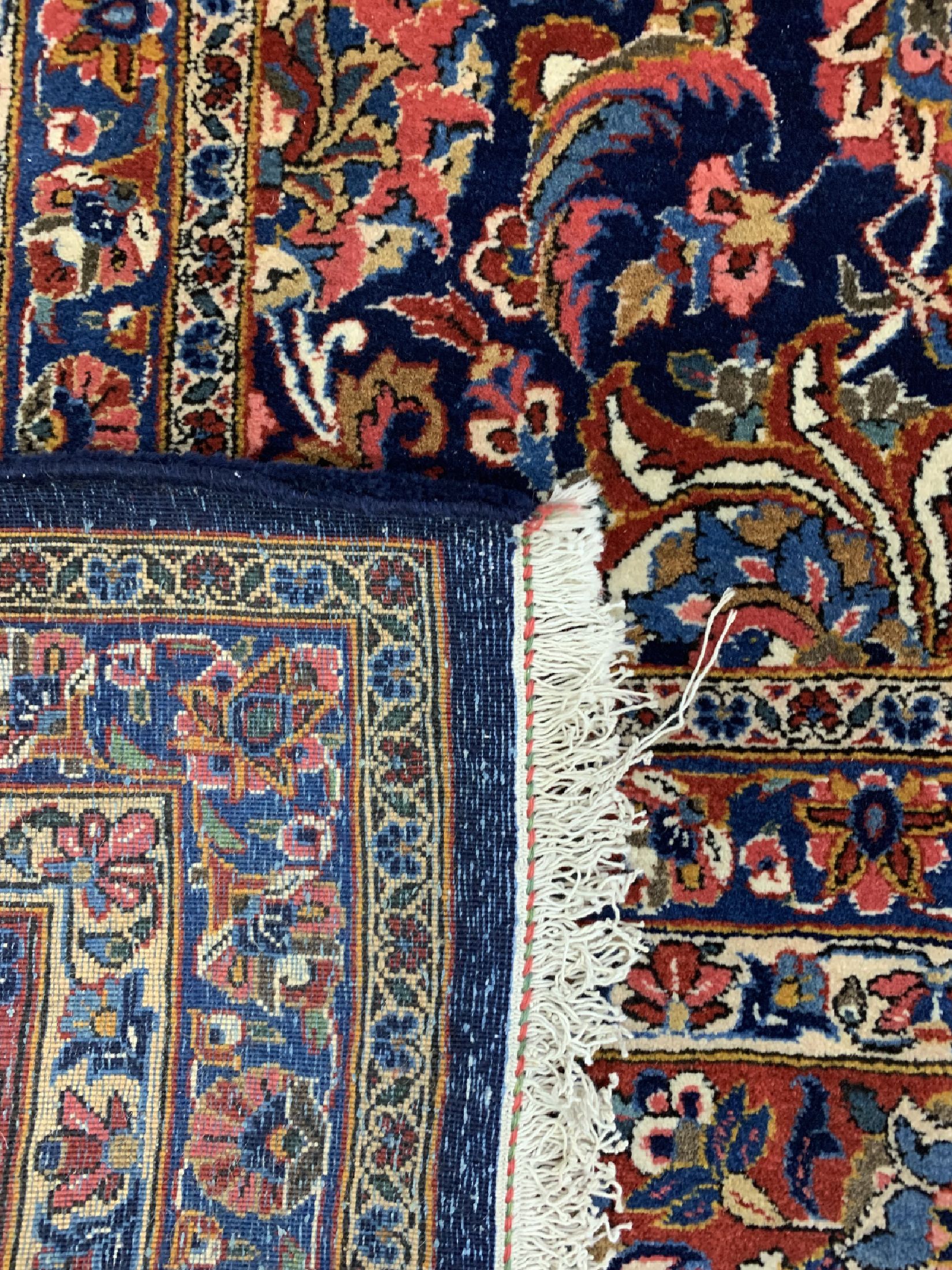 Detail e: Keschan Kork fein, Persien, um 1930, Korkwolle auf Baumwolle, ca. 466 x 320 cm, EHZ: 2