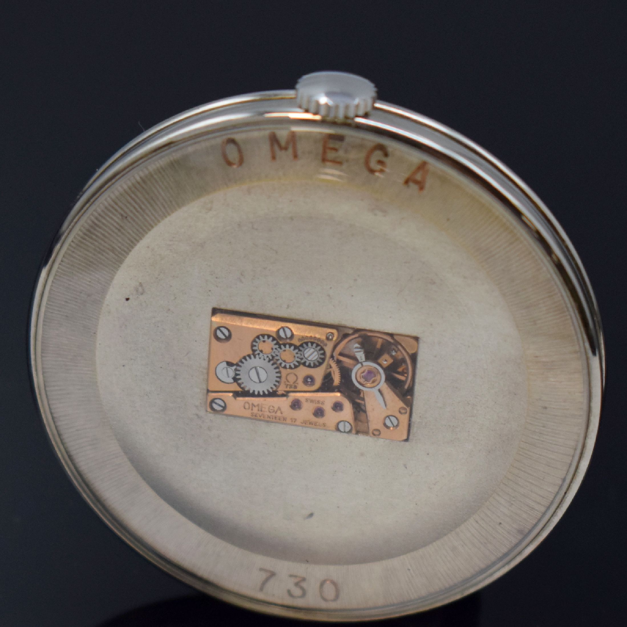 OMEGA seltenes und sammelwürdiges Schauwerk im original Präsentations-Gehäuse Kaliber 730, Schweiz 1960er Jahre, Handaufzug, beids. vergl., ...