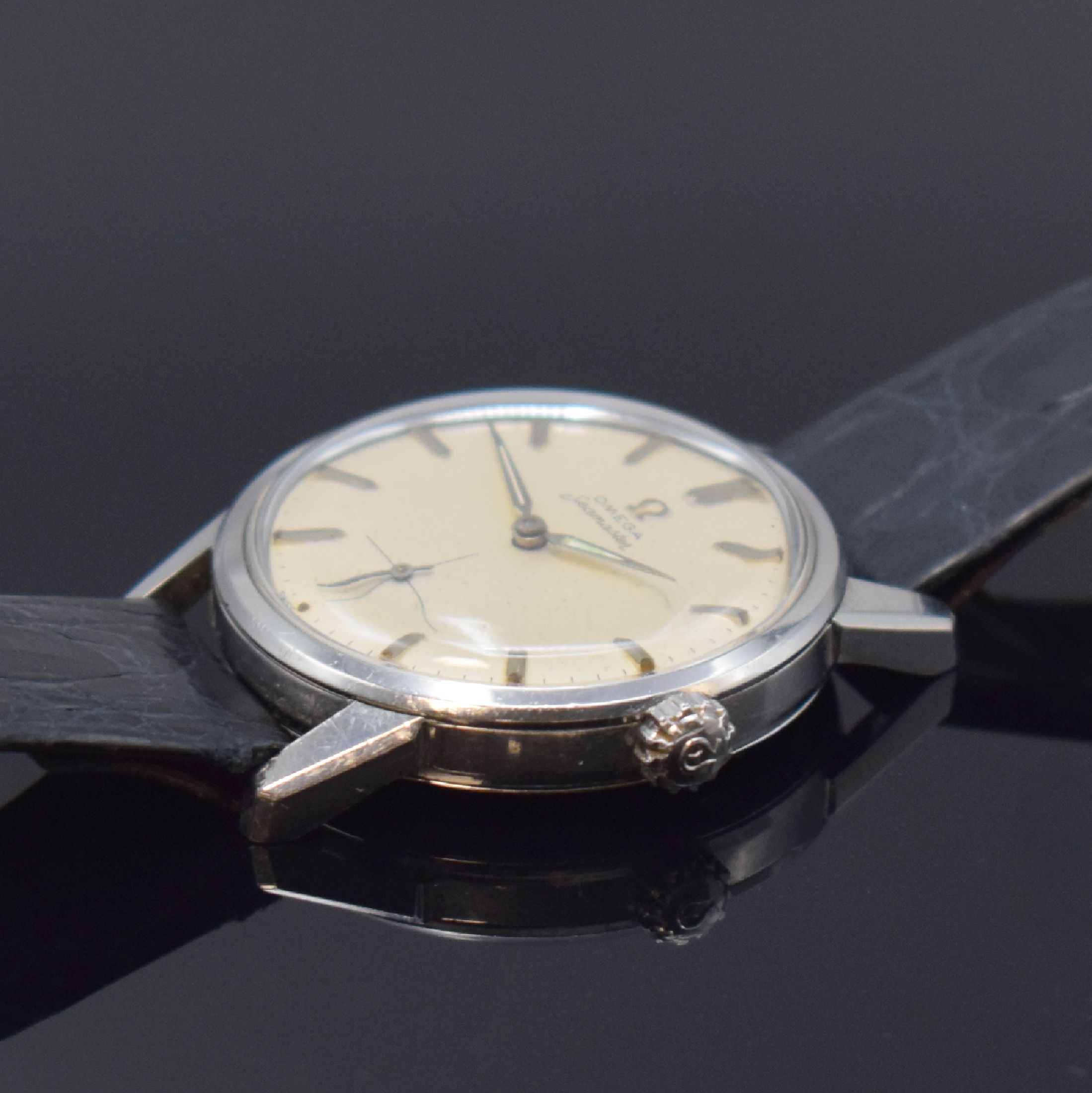 Detail b: OMEGA Herrenarmbanduhr Seamaster in Edelstahl Referenz 14389-9 CSP, Schweiz um 1961, Handaufzug, Boden m. Seepferdchenlogo verschr., vers. Zifferbl. ...