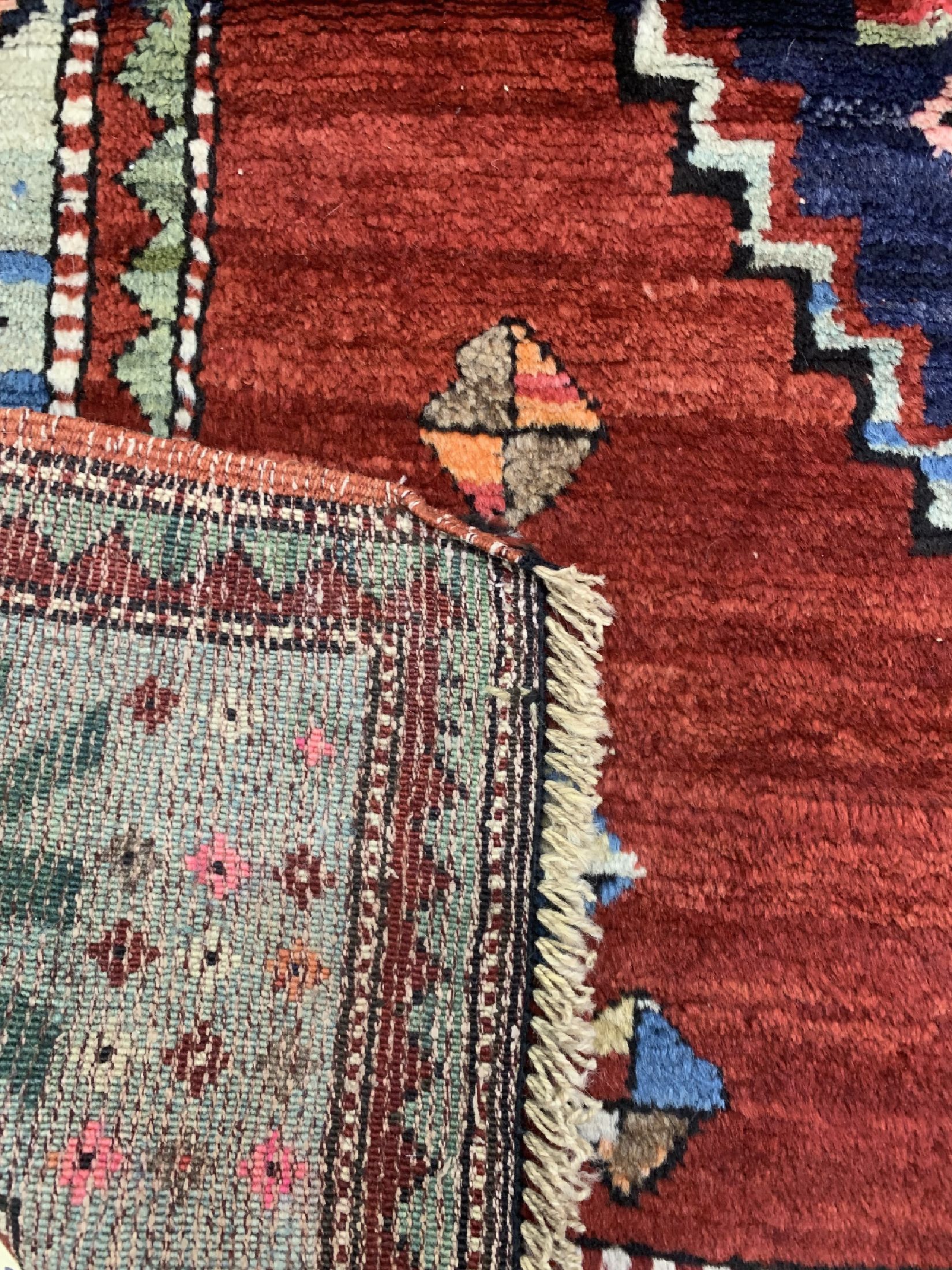 Detail e: Kazak alt, Kaukasus, um 1950/1960, Wolle auf Wolle, ca. 267 x 154 cm, EHZ: 2
