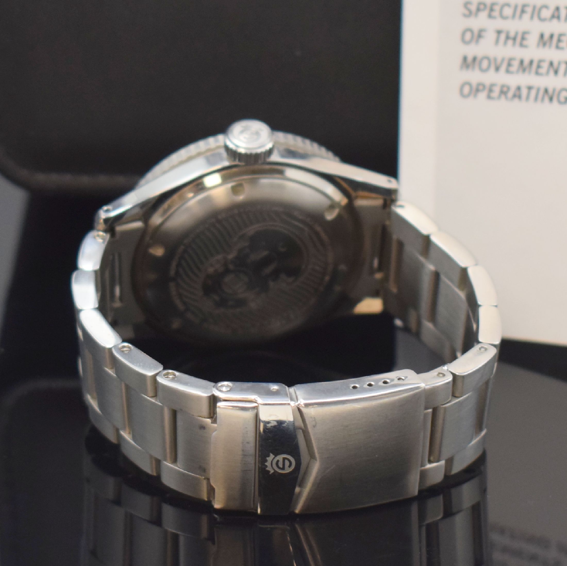 Detail b: STEINHART Ocean One Vintage Herrenarmbanduhr, Schweiz um 2020, Automatik, Boden u. Krone verschr., orig. Gliederband m. Faltschl., Lünette m. 60er ...