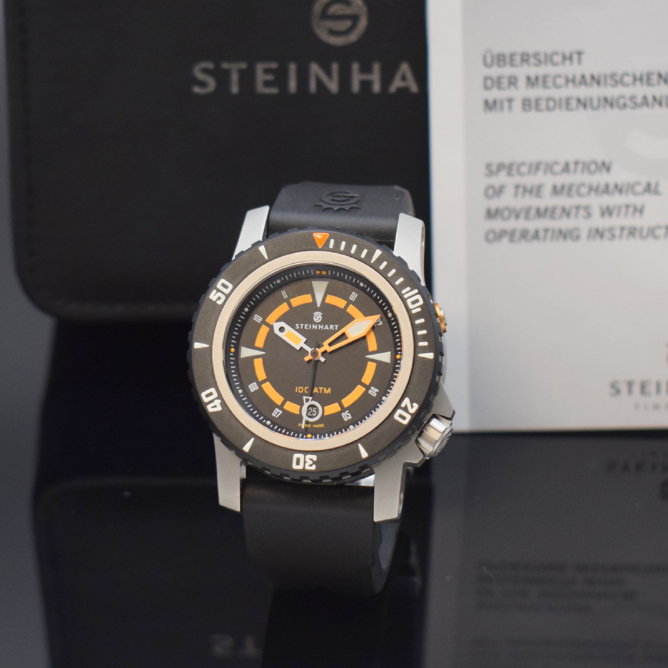 STEINHART Triton Herrenarmbanduhr, Schweiz um 2012, Automatik, verschr. Edelstahlgeh., orig. Kautschukband m. dopp. Faltschl., ab Hersteller ...