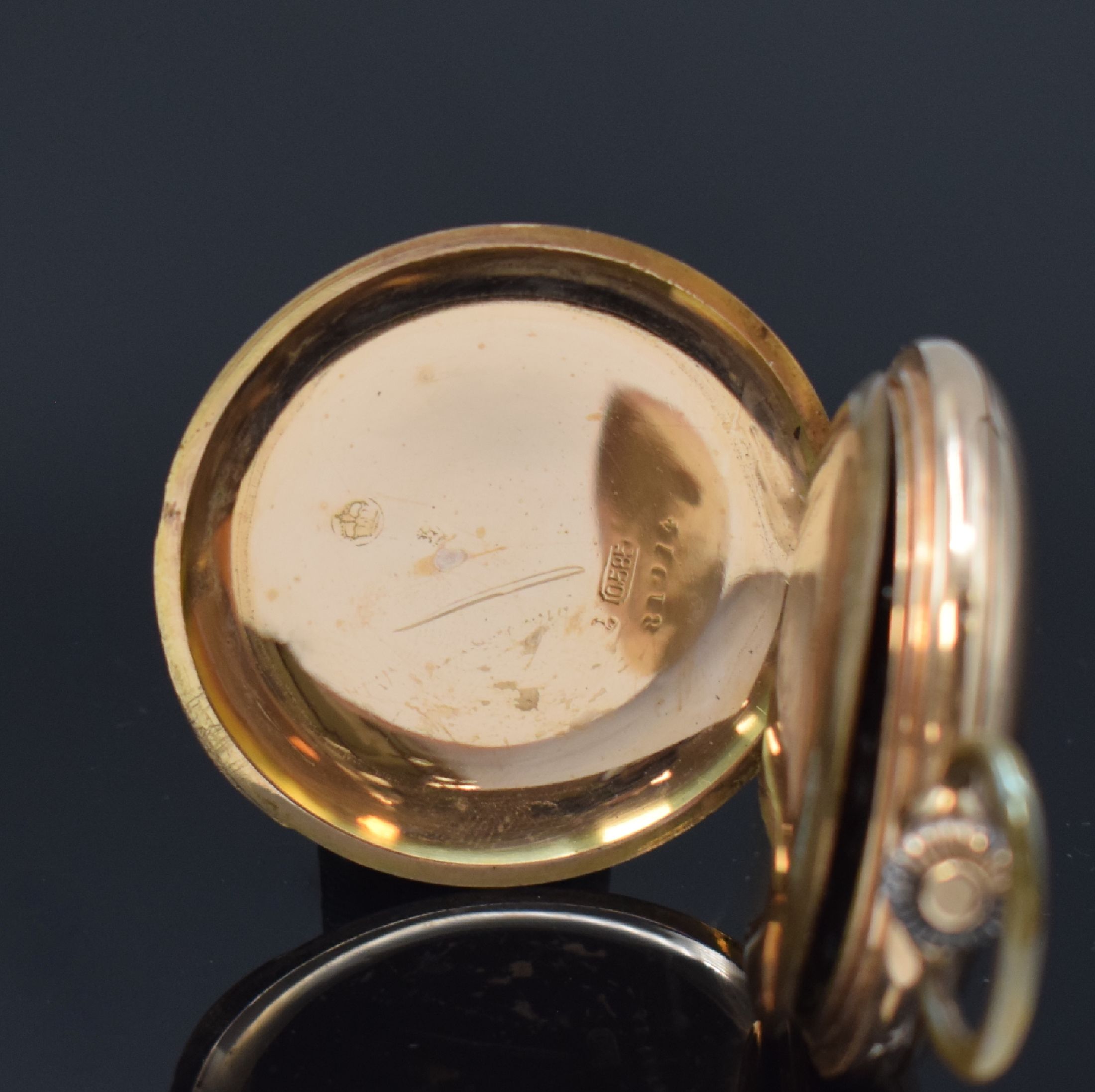 Detail c: SYSTEME GLASHÜTTE Savonette in RG 585/000, Schweiz um 1900, 2-Deckel Goldgehäuse, Emailzifferbl. m. arab. Zahlen, goldene Birnenzeiger, verg. Werk, ...
