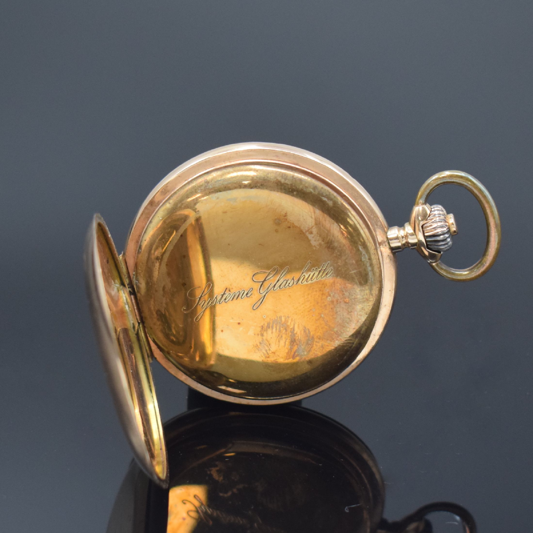 Detail d: SYSTEME GLASHÜTTE Savonette in RG 585/000, Schweiz um 1900, 2-Deckel Goldgehäuse, Emailzifferbl. m. arab. Zahlen, goldene Birnenzeiger, verg. Werk, ...