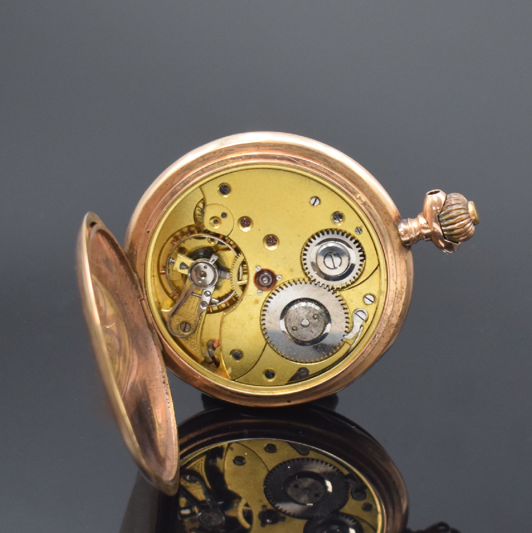 Detail f: 2 Taschenuhren in RG und GG 585/000, Schweiz um 1900, 1.) Herrensavonette m. 2-Deckel Gold, nicht vollständig u. stark besch., D. ca. 53 mm, EZ 4, ...