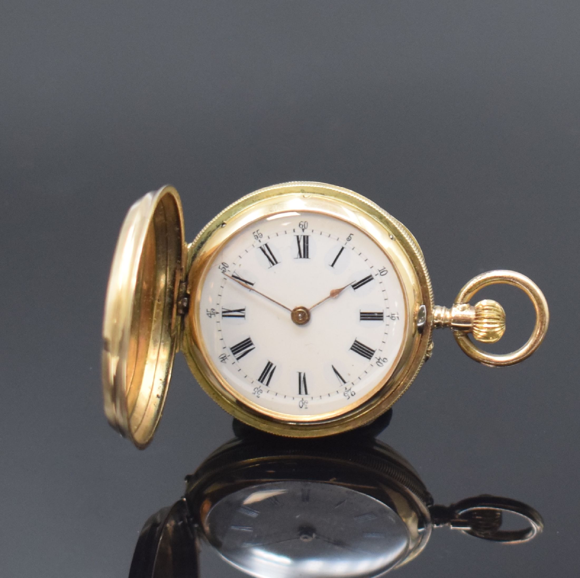 Detail g: 2 Taschenuhren in RG und GG 585/000, Schweiz um 1900, 1.) Herrensavonette m. 2-Deckel Gold, nicht vollständig u. stark besch., D. ca. 53 mm, EZ 4, ...