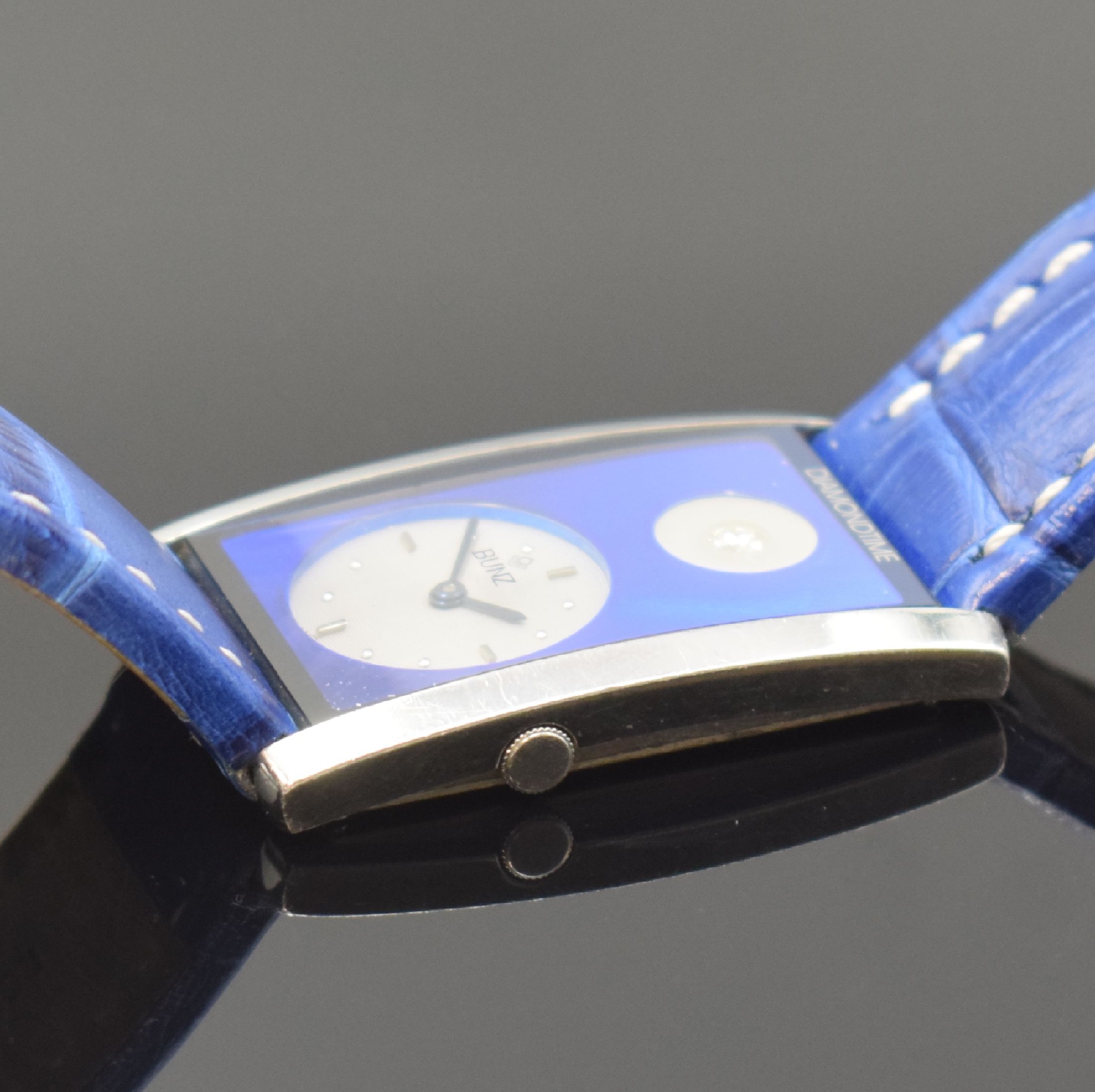 Detail b: BUNZ ausgefallene Armbanduhr DIAMONDTIME, Schweiz um 2005, quarz, Edelstahl inkl. Lederband m. Dornschl., Boden 4-fach verschr., über 12 ein ...