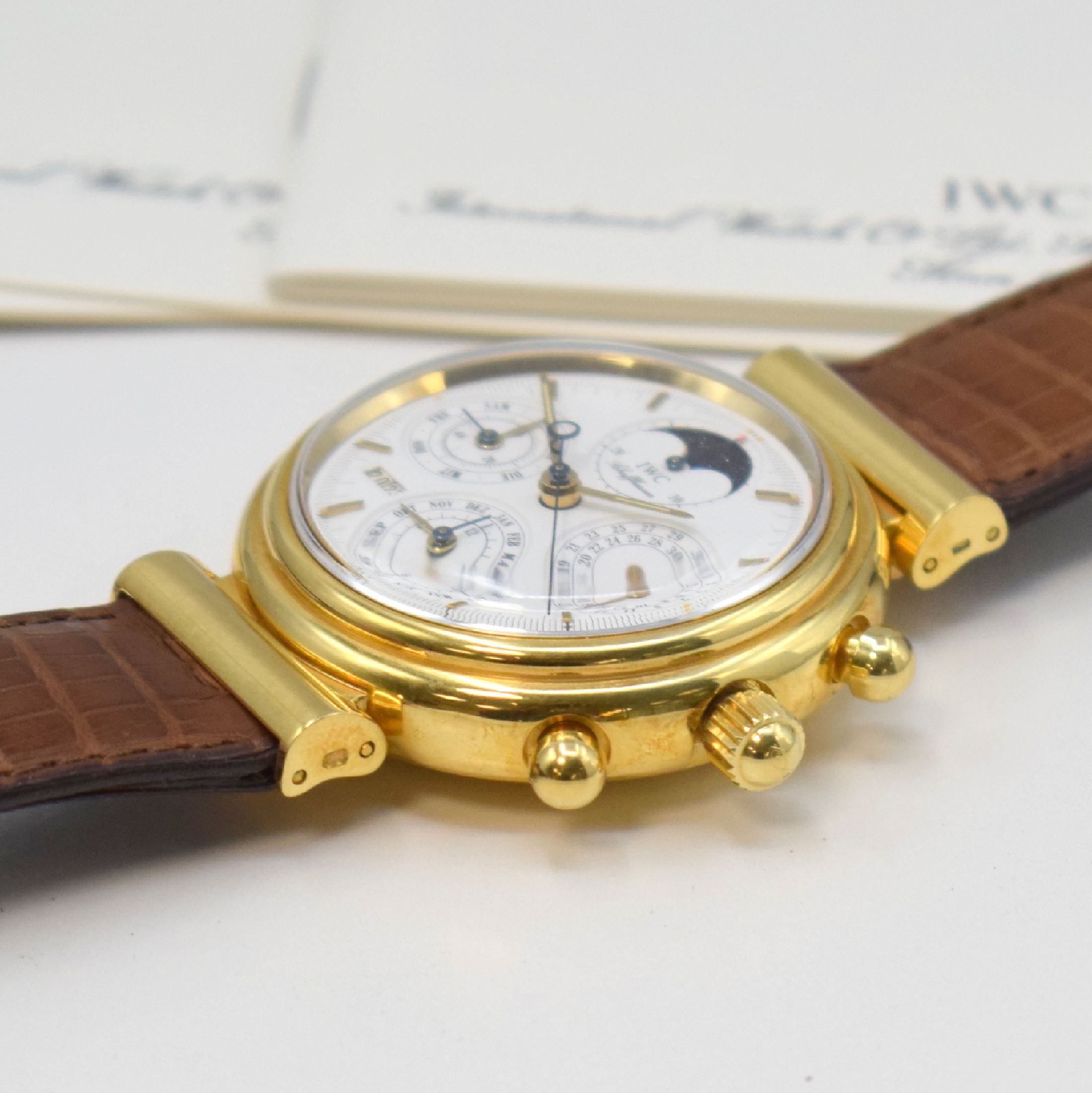 Detail d: IWC feiner astronomischer Armbandchronograph Modell Da Vinci mit ewigem Kalender Referenz 3750 in GG 750/000, Automatik, orig. Lederband m. orig. ...