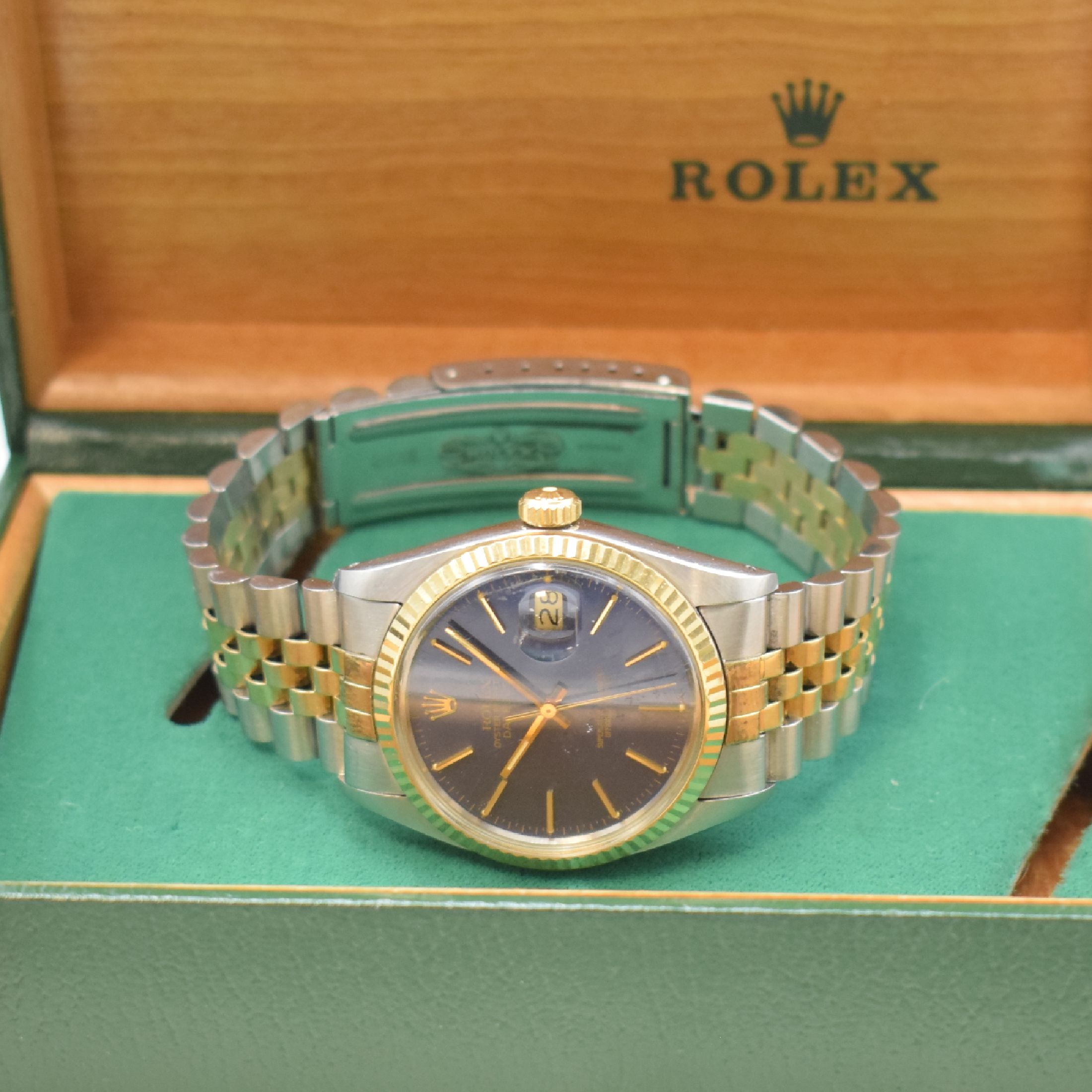 Detail e: ROLEX Herrenarmbanduhr Oyster Perpetual Datejust Referenz 16013, Automatik, Chronometer der Superlative in Edelstahl/Gold kombiniert inkl. ...
