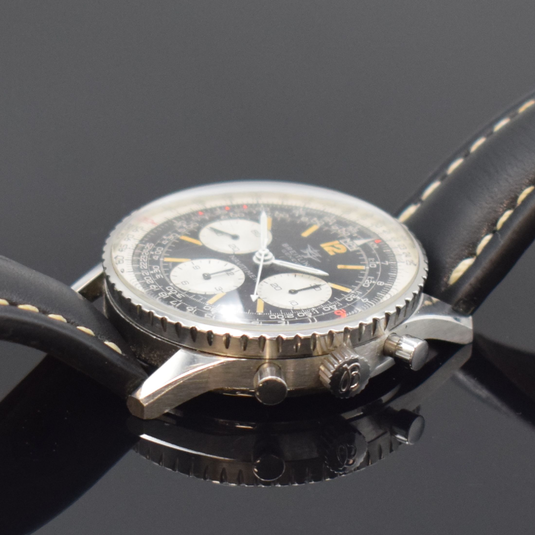 Detail c: BREITLING NAVITIMER Referenz 806E Fliegerchronograph in Stahl, Schweiz um 1970, Handaufzug, unpoliertes gedr. Geh., beids. drehb. ...