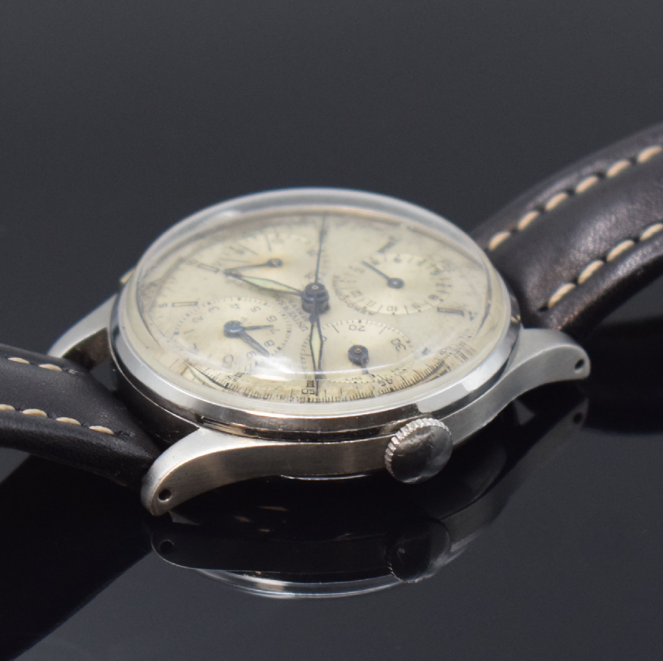Detail c: UNIVERSAL GENEVE AERO-COMPAX Schaltradchronograph in Stahl Referenz 22414, Schweiz um 1945, Handaufzug, 3-tlg. Geh., Boden u. Glasrand aufgedr., ...