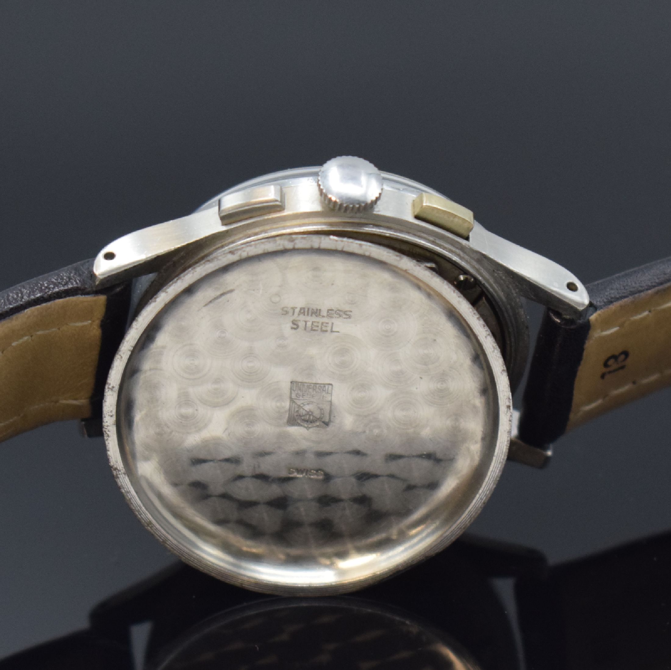 Detail f: UNIVERSAL GENEVE AERO-COMPAX Schaltradchronograph in Stahl Referenz 22414, Schweiz um 1945, Handaufzug, 3-tlg. Geh., Boden u. Glasrand aufgedr., ...