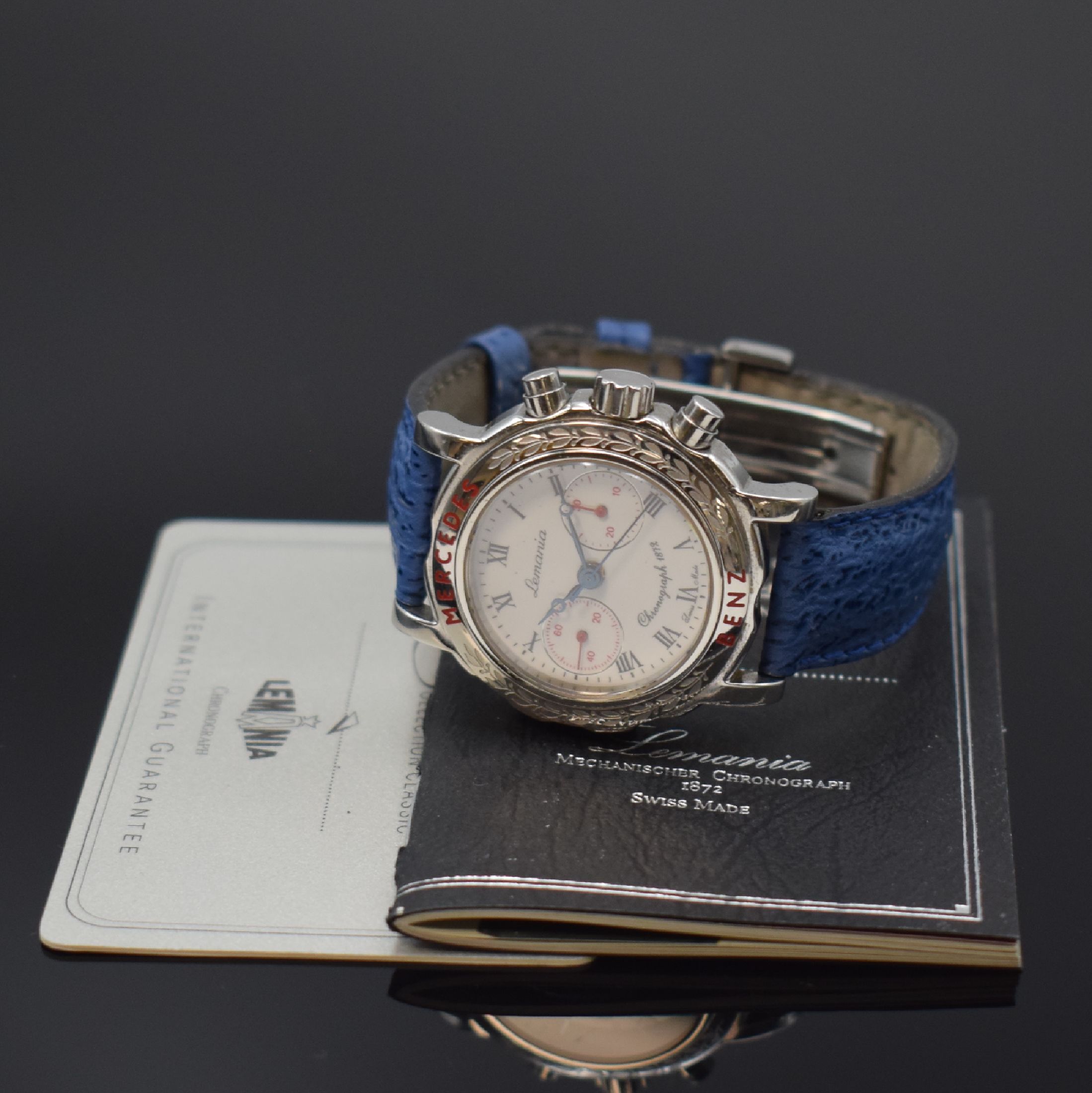 Detail e: LEMANIA Kaliber 1872 für Mercedes Benz Armbanduhr mit Chronograph in Stahl, Schweiz um 1995, Handaufzug, beids. Saphirvergl. Geh., Boden 4-fach ...