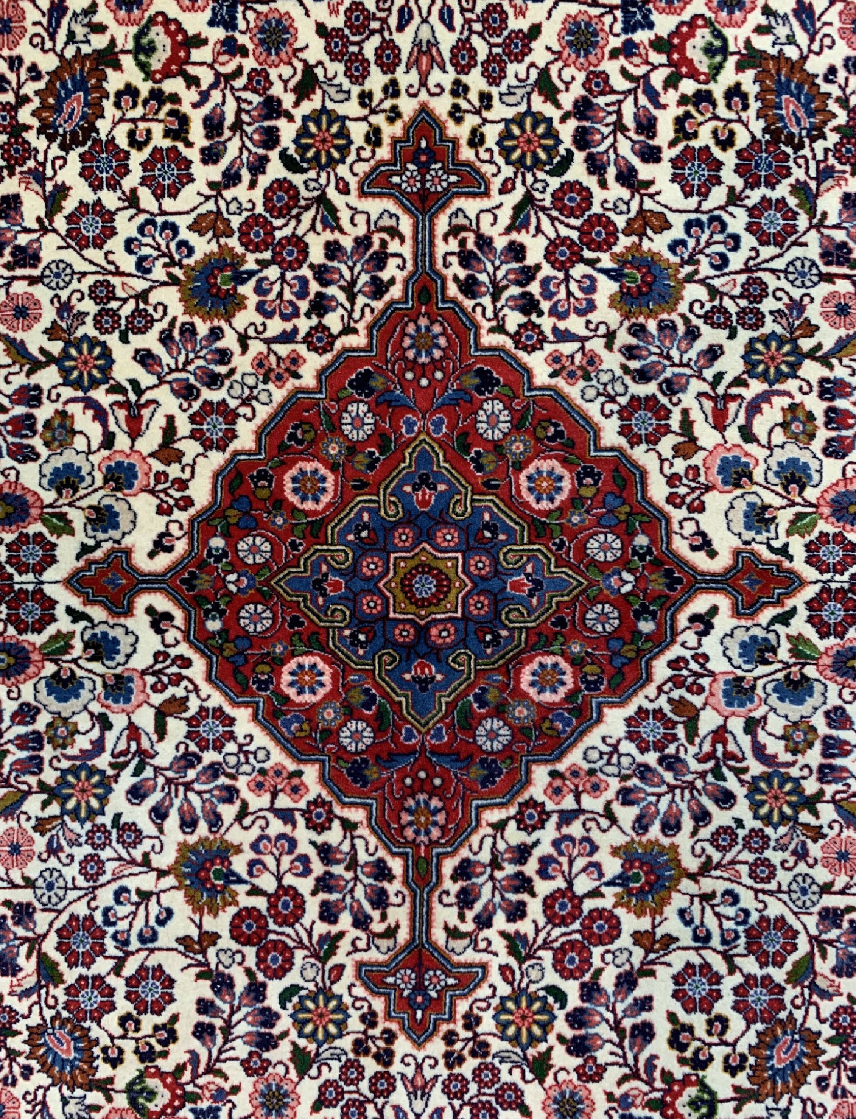 Detail c: Sarogh fein, Persien, um 1960, Korkwolle, ca. 210 x 133 cm, EHZ: 1-2