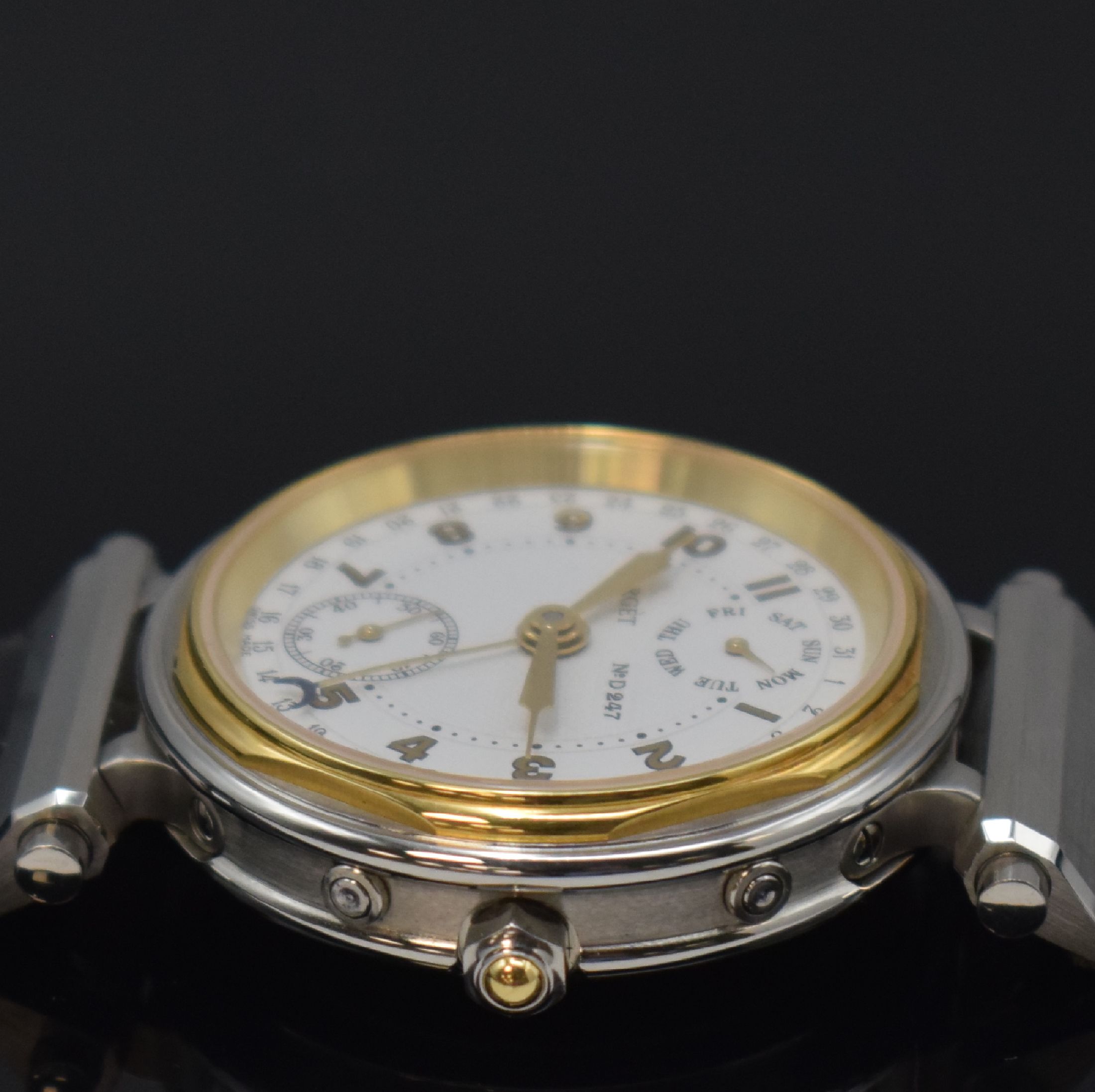 Detail h: FORGET Classic D Chronometer ungetragene Herrenarmbanduhr Nr. D 247 mit Tag und Datum, Schweiz um 1991, Automatik, aufw., beids. vergl. Gehäuse in ...