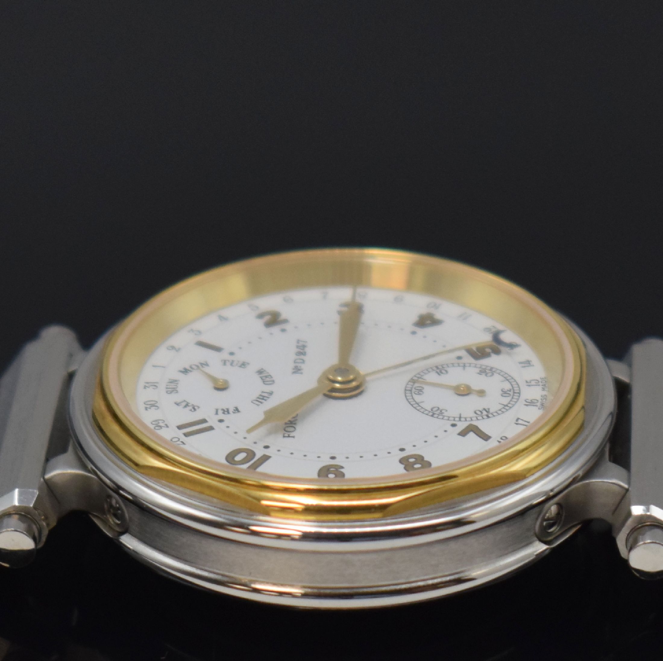 Detail i: FORGET Classic D Chronometer ungetragene Herrenarmbanduhr Nr. D 247 mit Tag und Datum, Schweiz um 1991, Automatik, aufw., beids. vergl. Gehäuse in ...