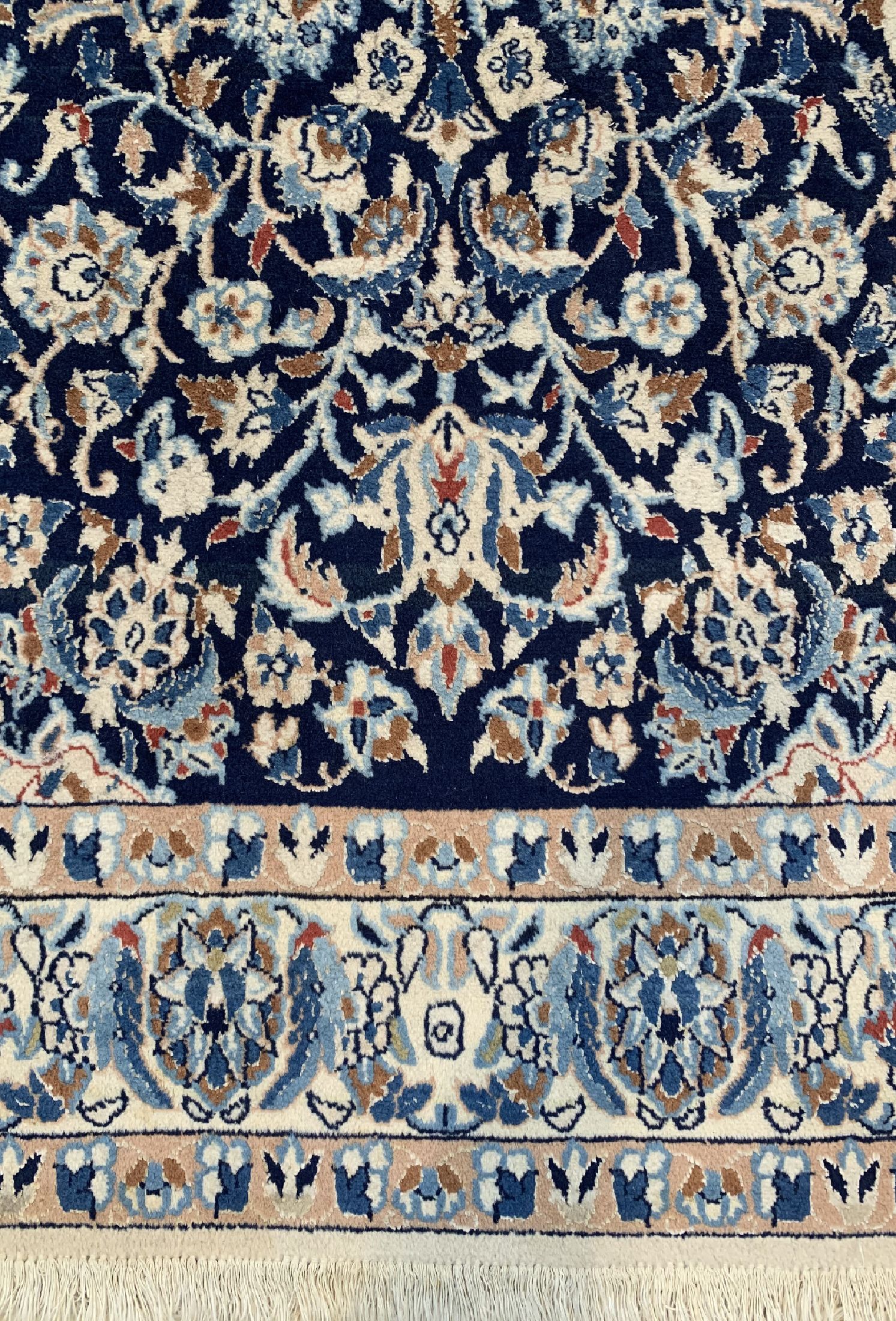 Detail b: Nain, Persien, um 1950, Korkwolle mit Seide, ca. 201 x 115 cm, EHZ: 2