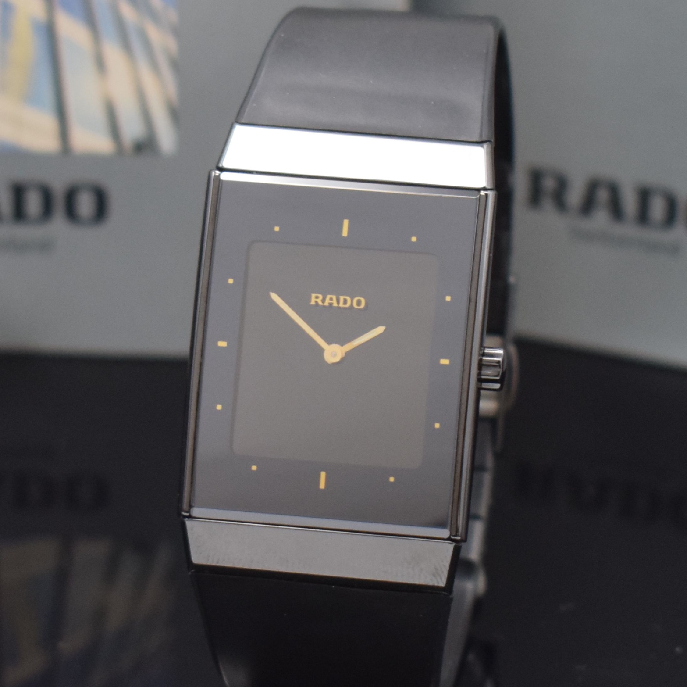 Detail a: RADO Herrenarmbanduhr Modellserie Diastar Referenz 193.0324.3, Schweiz verk. lt. beil. Pap. 06/1999, quarz, High-Tech- Keramikgehäuse, ...