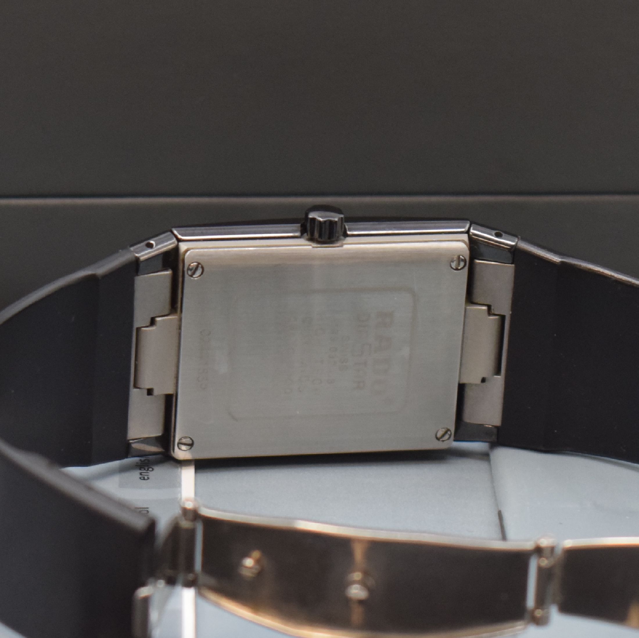 Detail d: RADO Herrenarmbanduhr Modellserie Diastar Referenz 193.0324.3, Schweiz verk. lt. beil. Pap. 06/1999, quarz, High-Tech- Keramikgehäuse, ...