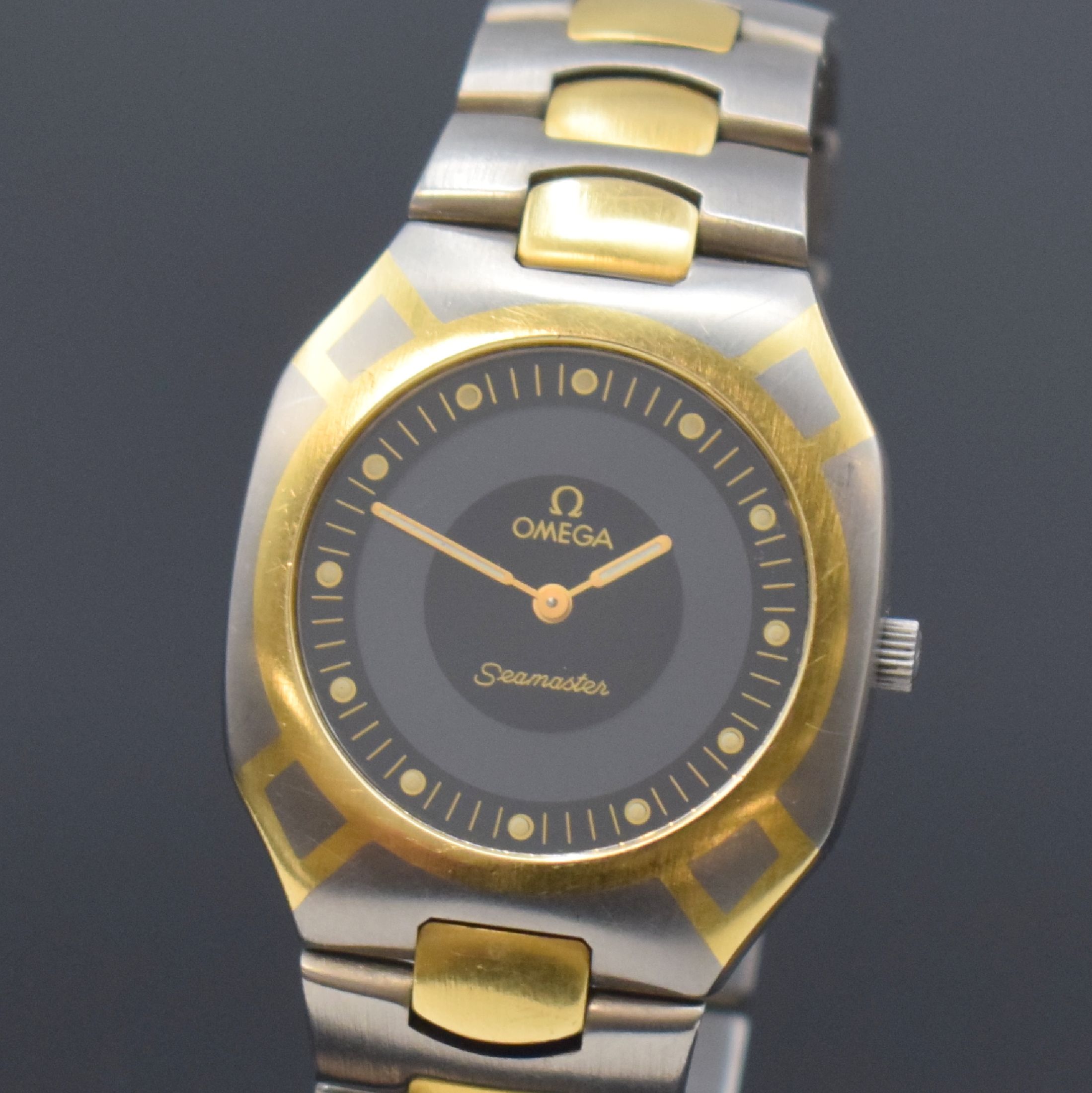 Detail a: OMEGA Seamaster Polaris Herrenarmbanduhr mit Multifunktionsanzeige, Schweiz um 1990, quarz mit Digital- u. analoger Anzeige, Titangeh. teils m. Gold ...