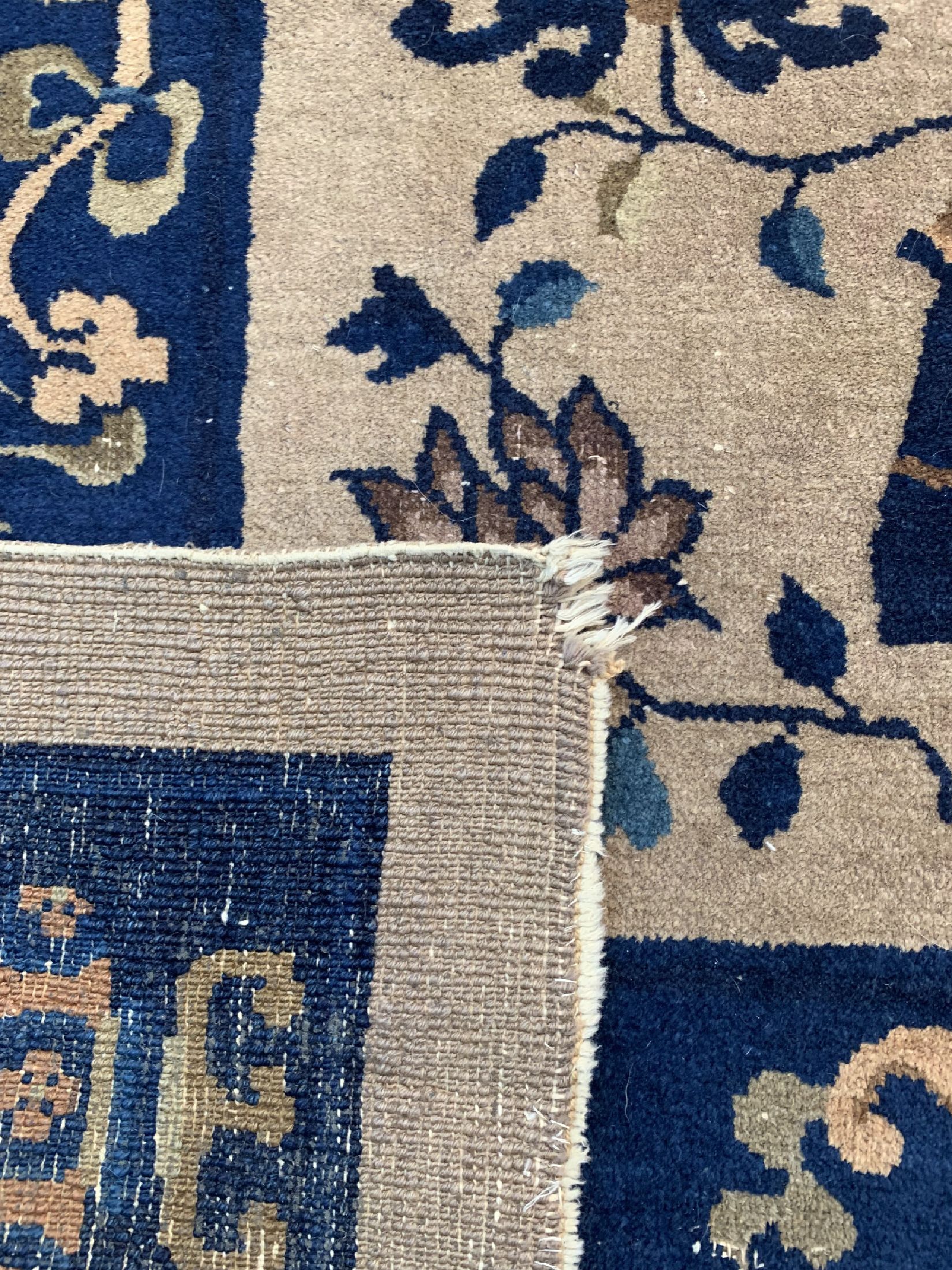 Detail e: Antiker Peking, China, um 1900, Wolle auf Baumwolle, ca. 350 x 285 cm, EHZ: 3-4