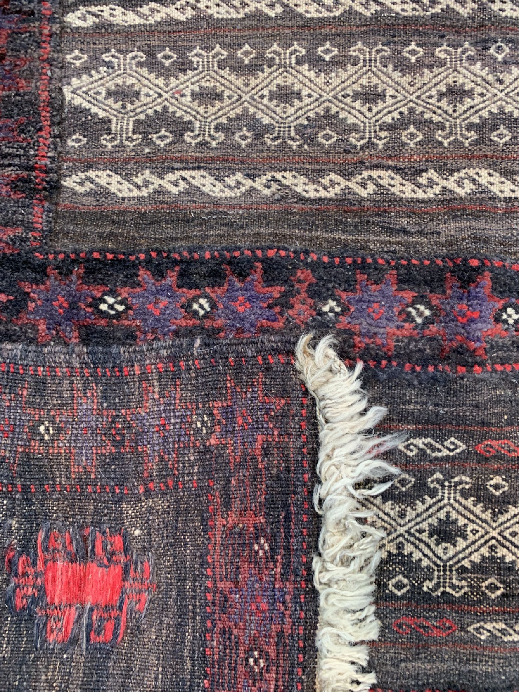Detail d: Belutsch Sumakh "relief", Afghanistan, um 1940/1940, Wolle auf Wolle, ca. 300 x 140 cm, EHZ: 2
