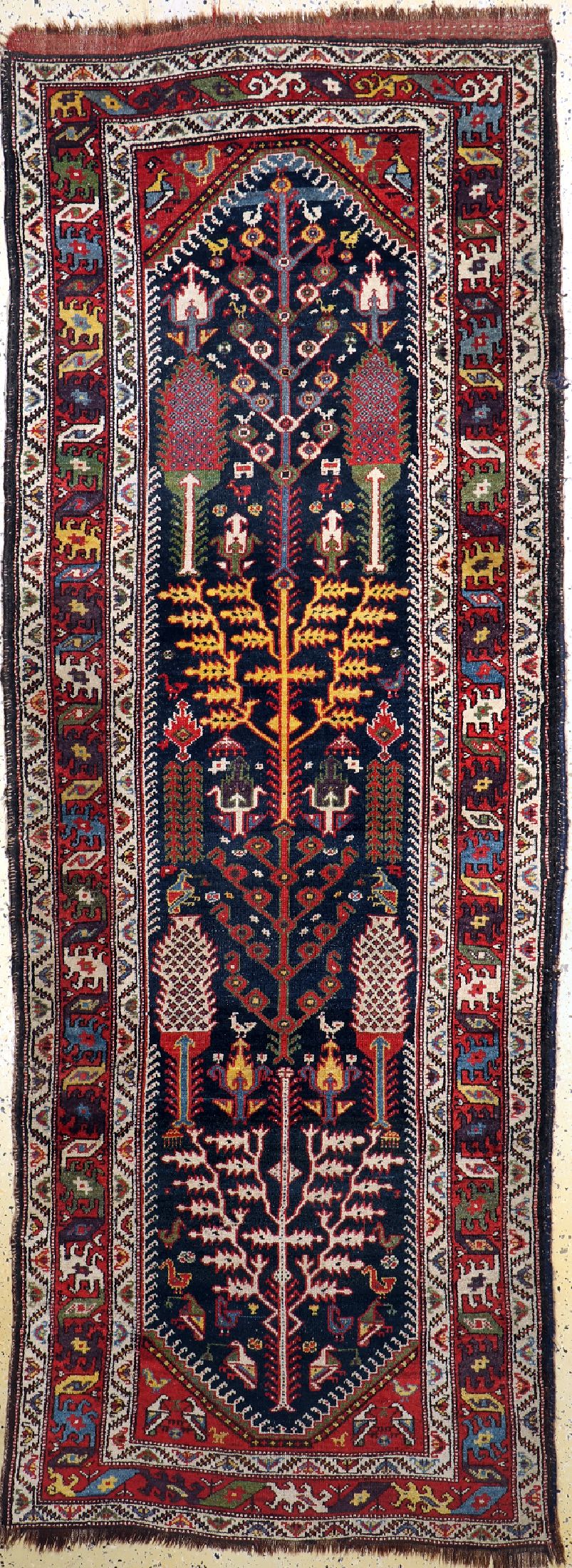 Kurdi Dorfteppich, Persien, um 1910/1920, Wolle auf Wolle, ca. 306 x 113 cm, EHZ: 2
