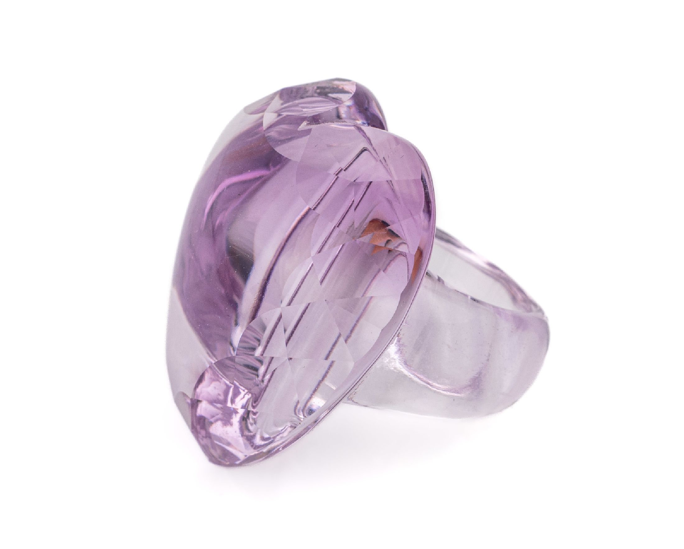 Detail a: Exklusiver Edelsteinring, aus einem Stück Rohstein gefertigt, Amethyst, Herzform, Tafel gemuggelt, feine Farbe und Qualität, ca. 35.6 g, ca. 178 ...