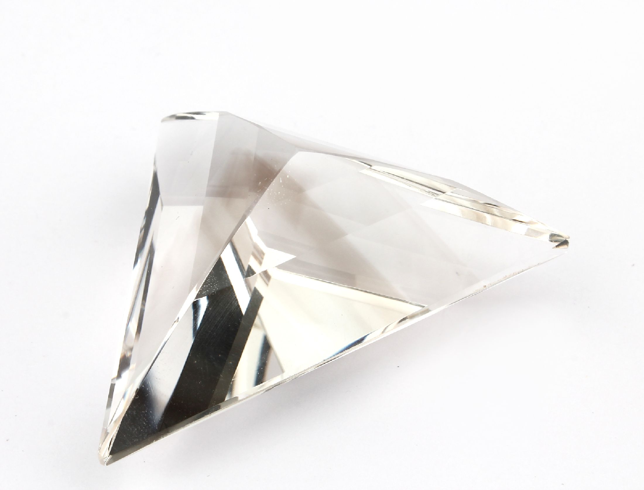 Detail a: Bergkristall, Dreieck, feinste Qualität undReinheit, Schmuck- und Sammlerobjekt, ca. 50.3g, 251.5 ct, ca. 60 x 43 mm, Unikat, Handarbeit, feinste ...
